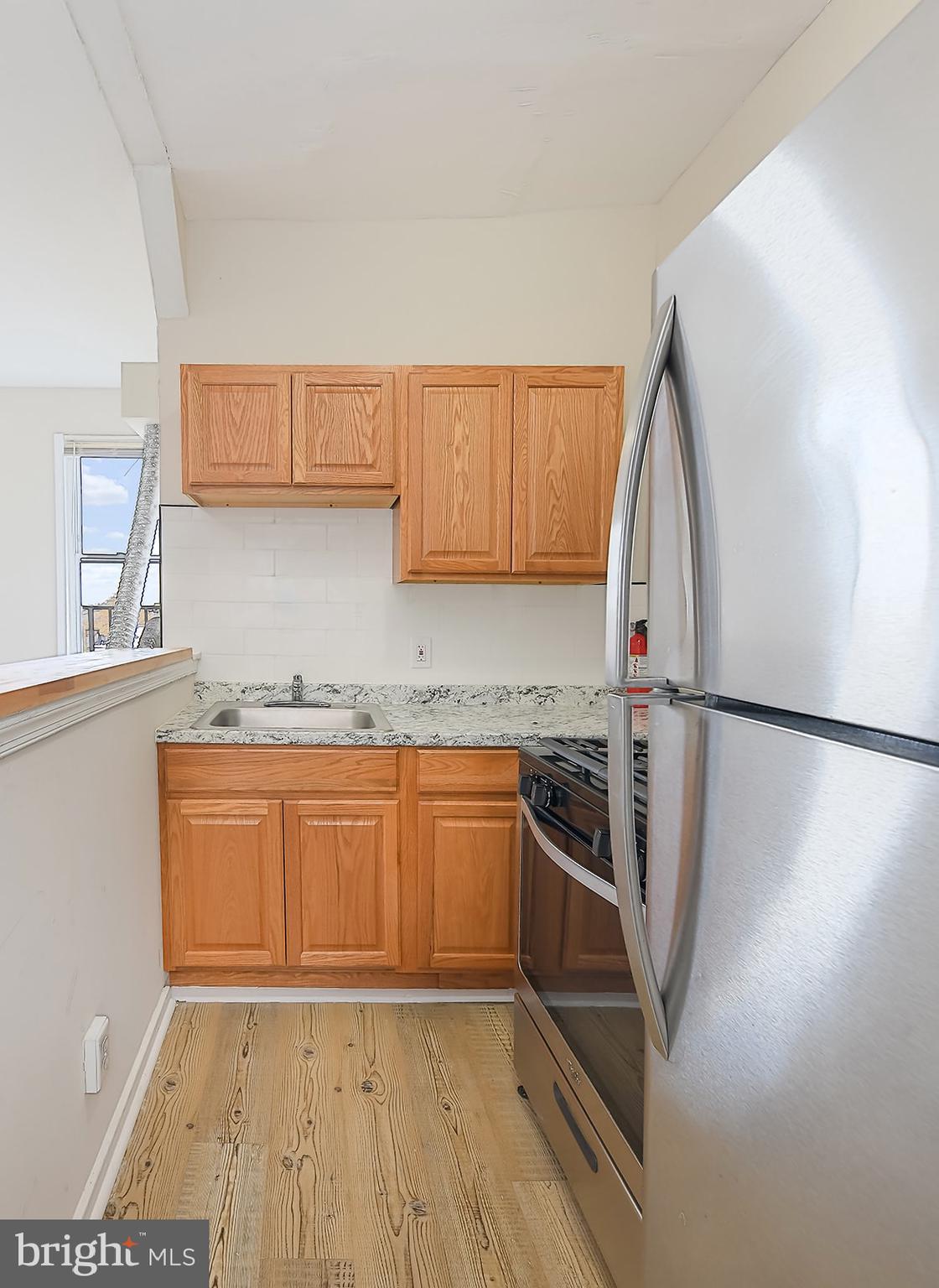 UNION SQUARE - Residential Lease