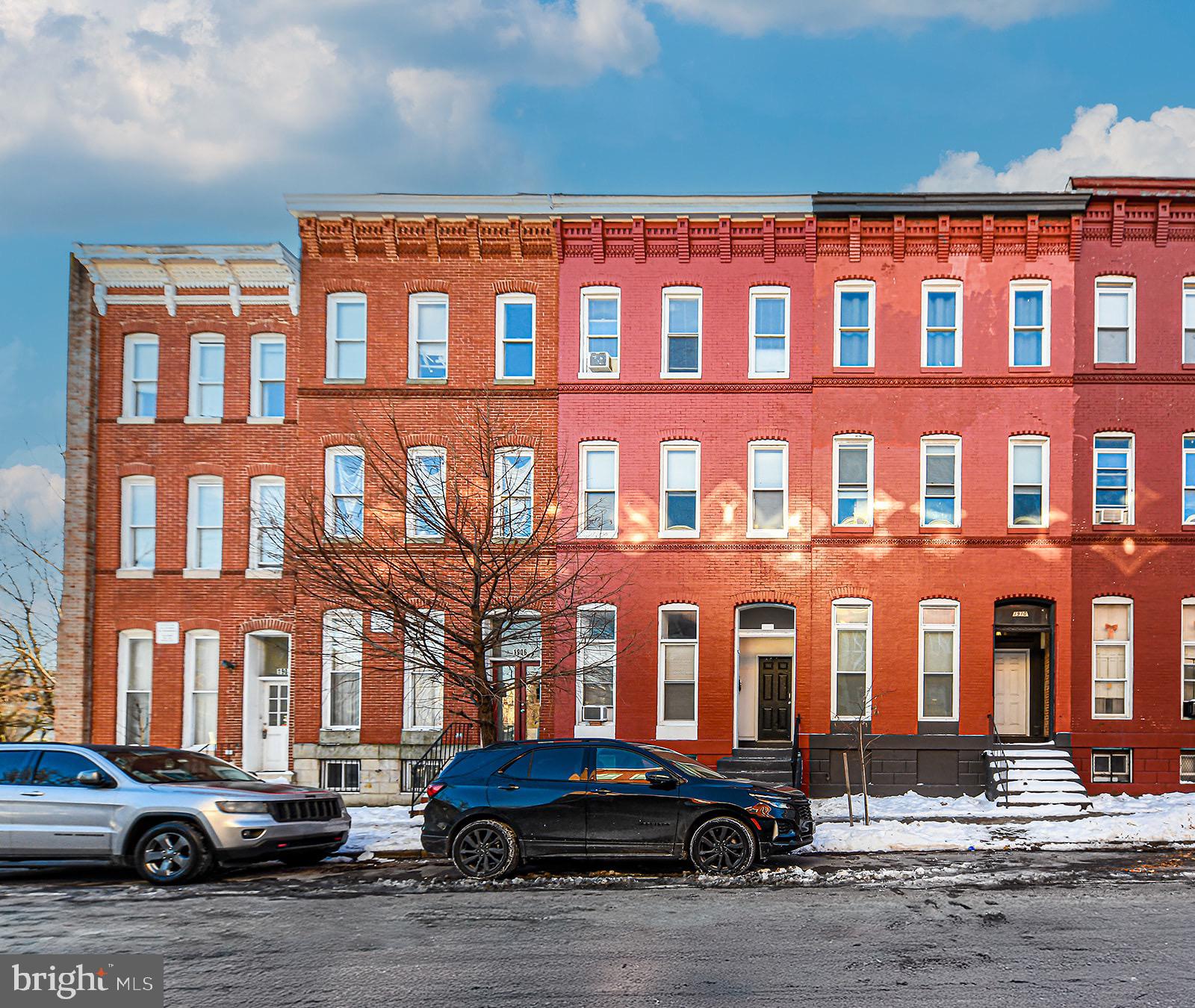 UNION SQUARE - Residential Lease