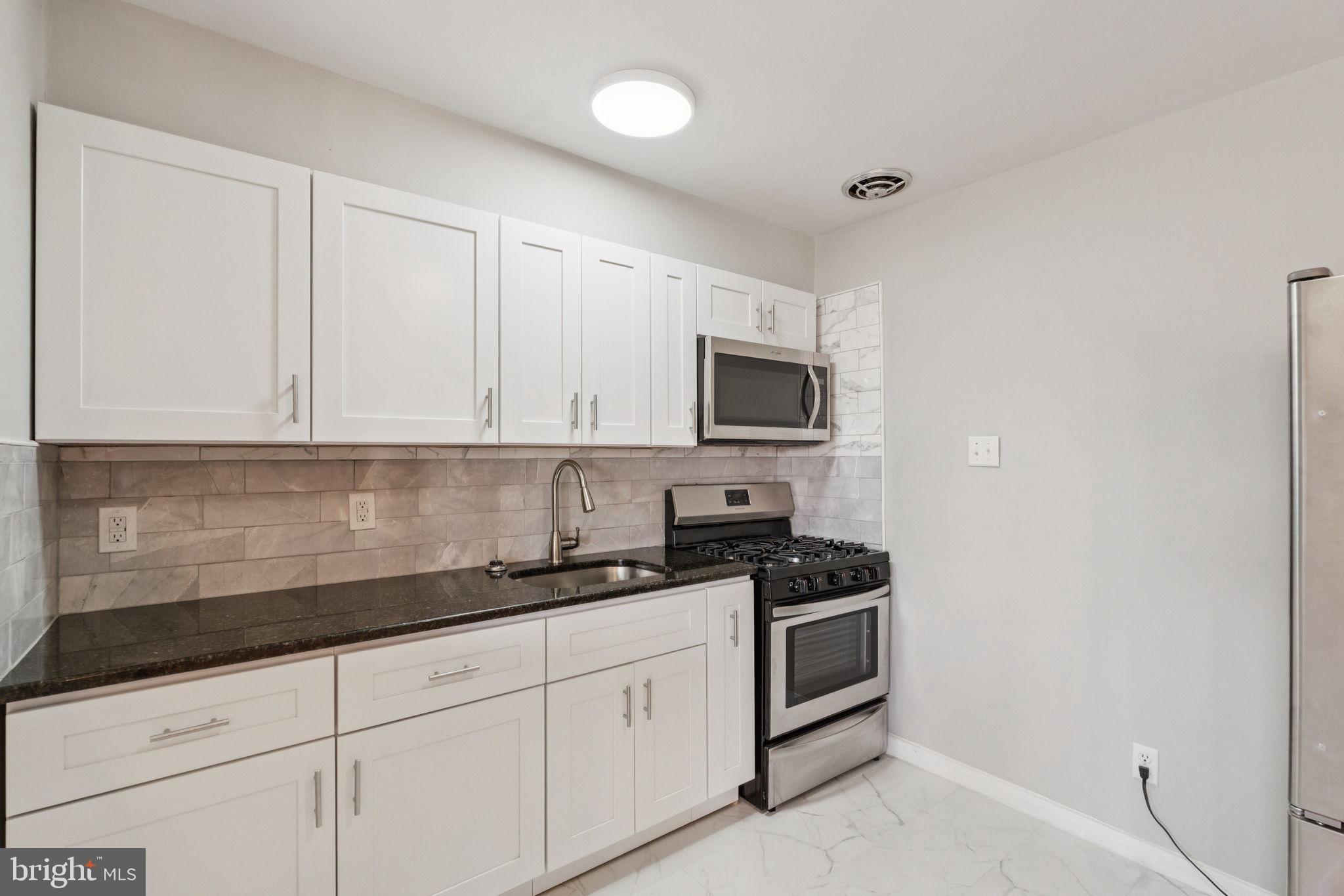 OVERBROOK - Residential Lease