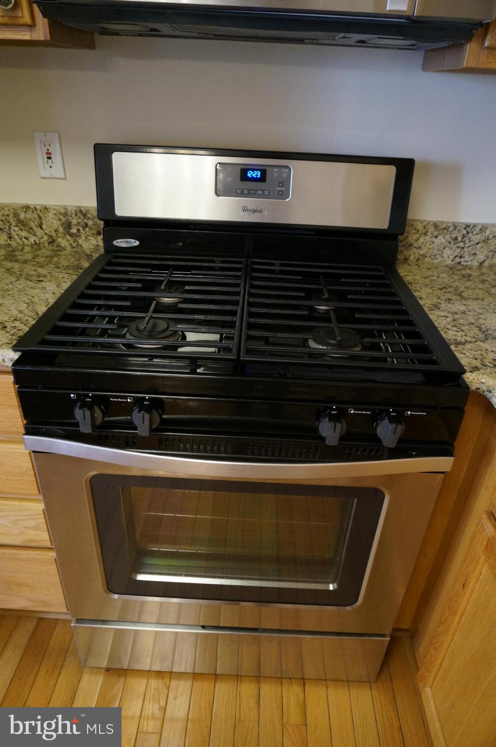 WELLESLEY - Residential Lease