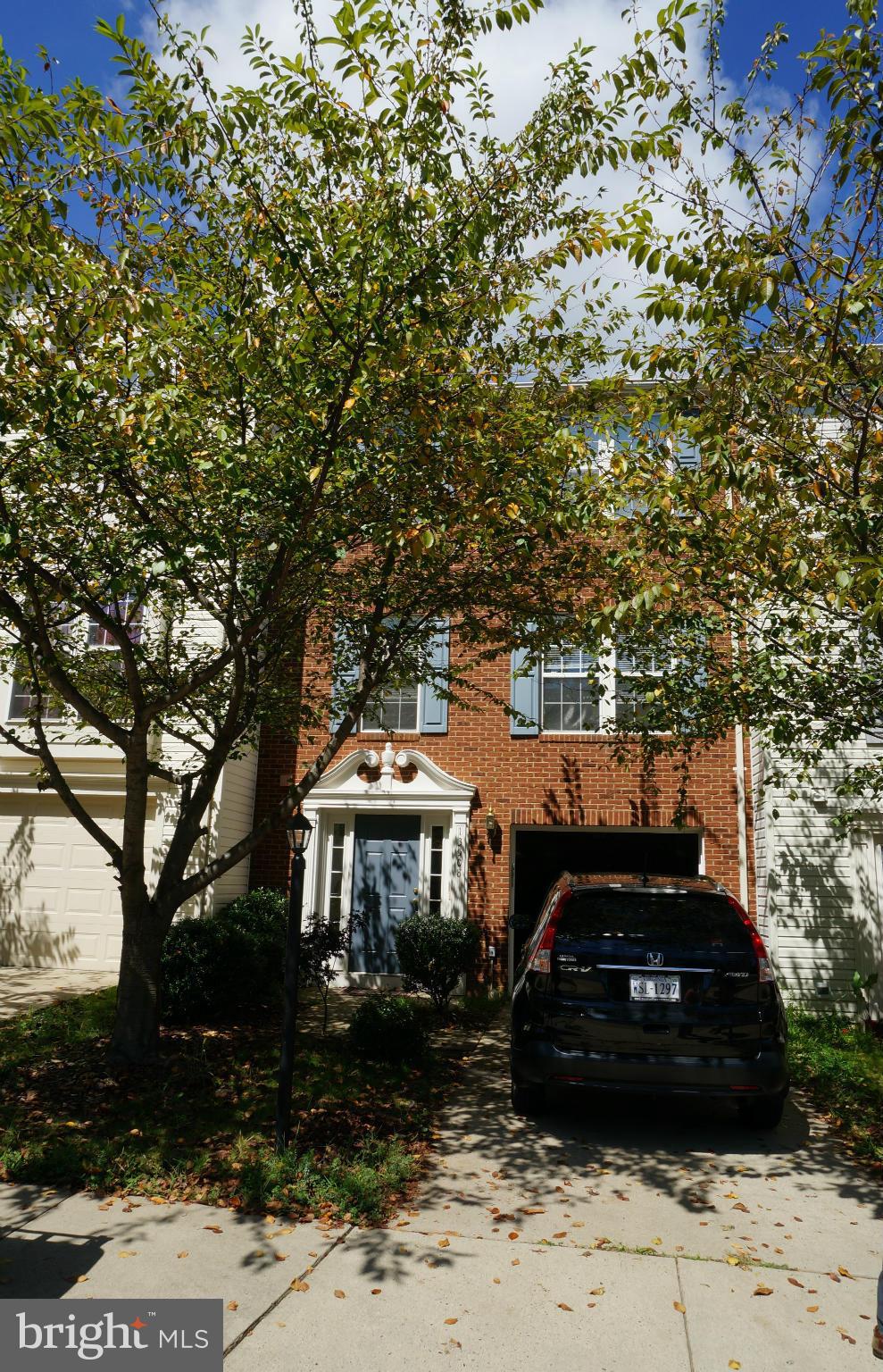 WELLESLEY - Residential Lease