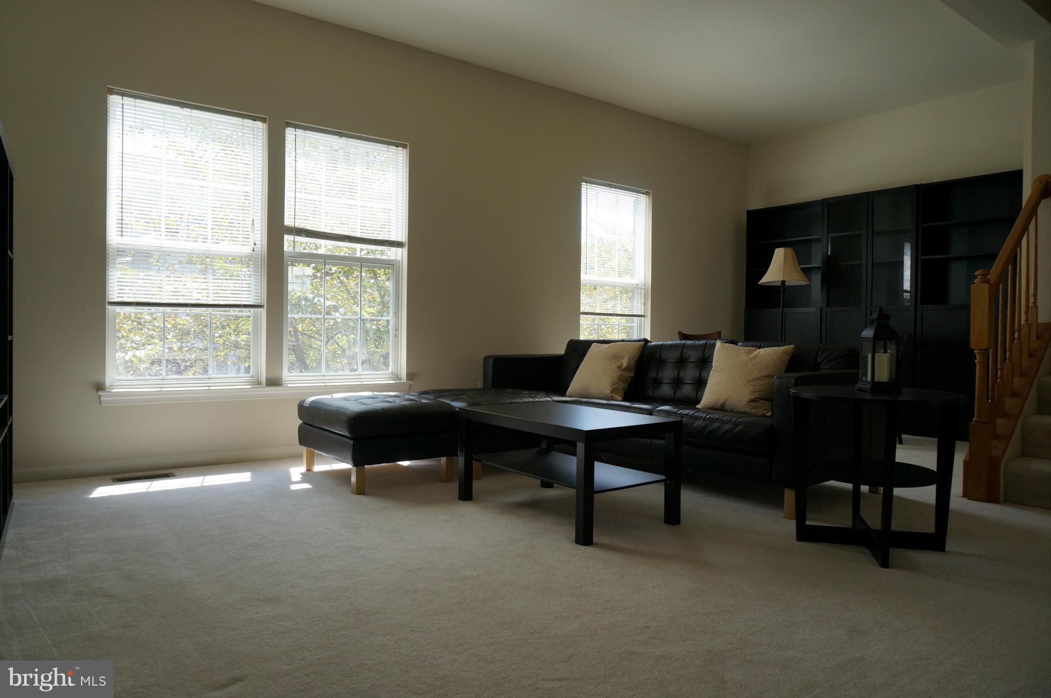 WELLESLEY - Residential Lease