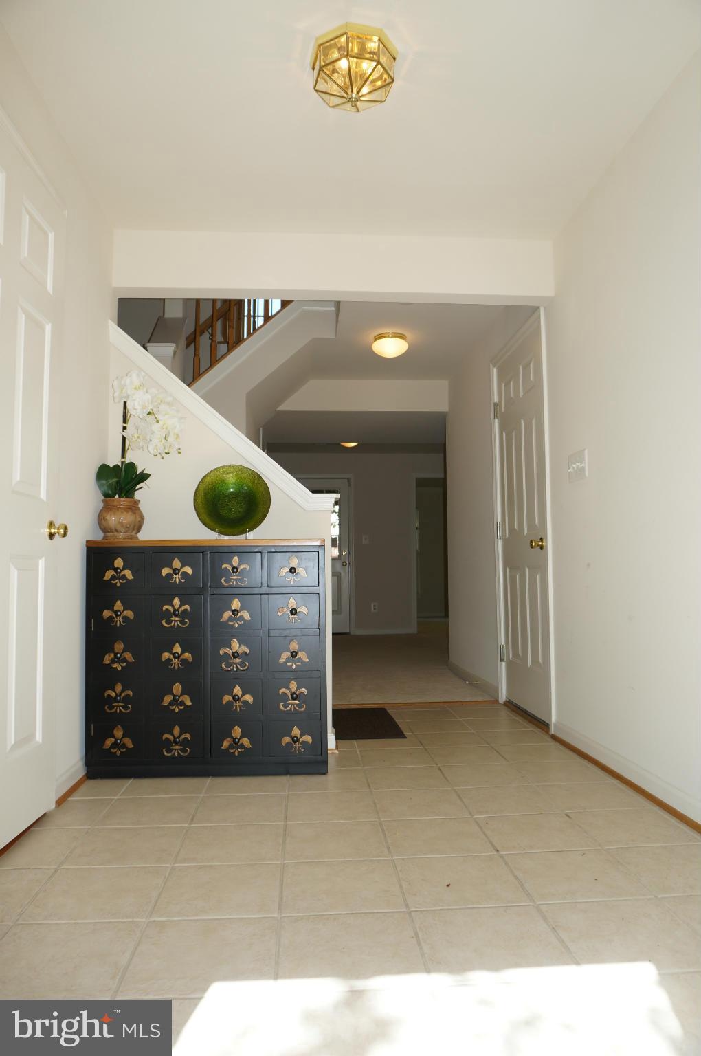 WELLESLEY - Residential Lease