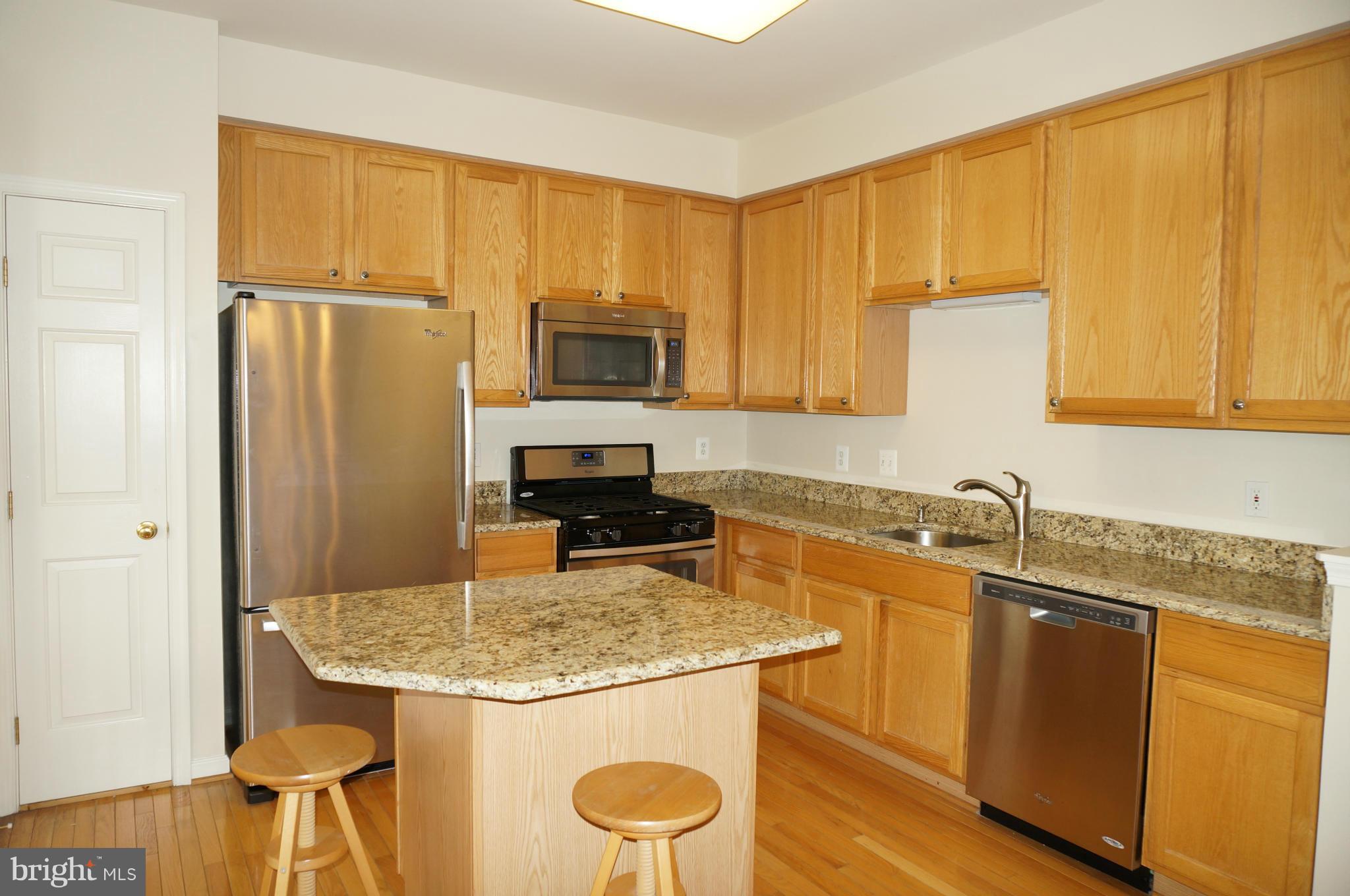 WELLESLEY - Residential Lease