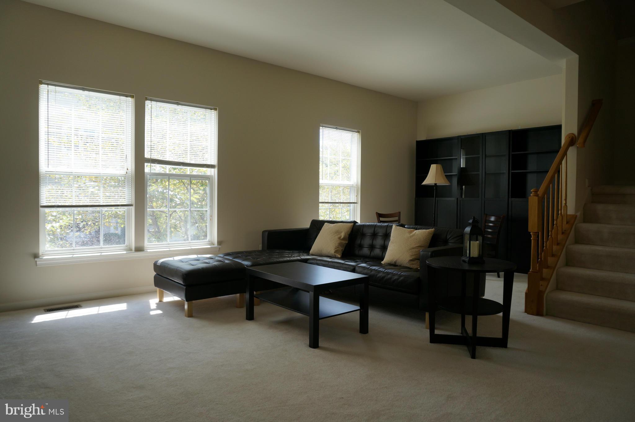 WELLESLEY - Residential Lease