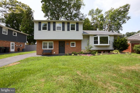 Homes For Sale - 48 E Cherokee Drive<br/> NEWARK, DE 19713