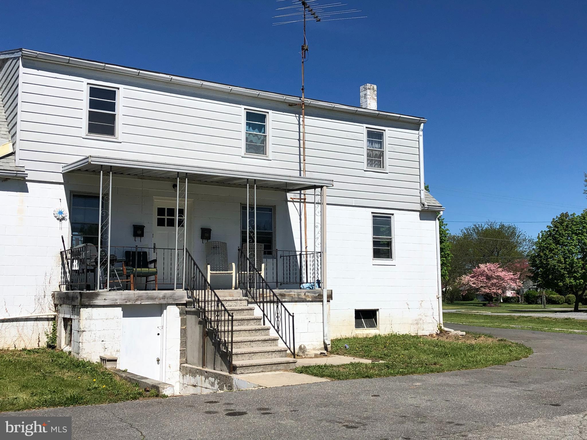 FAYETTEVILLE - Residential Lease