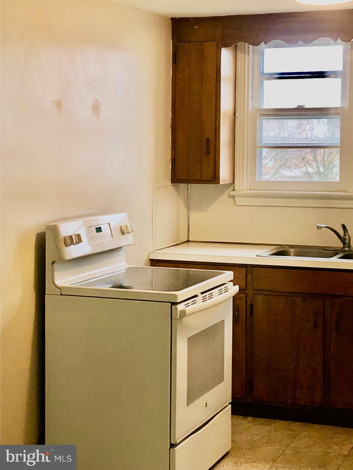 FAYETTEVILLE - Residential Lease