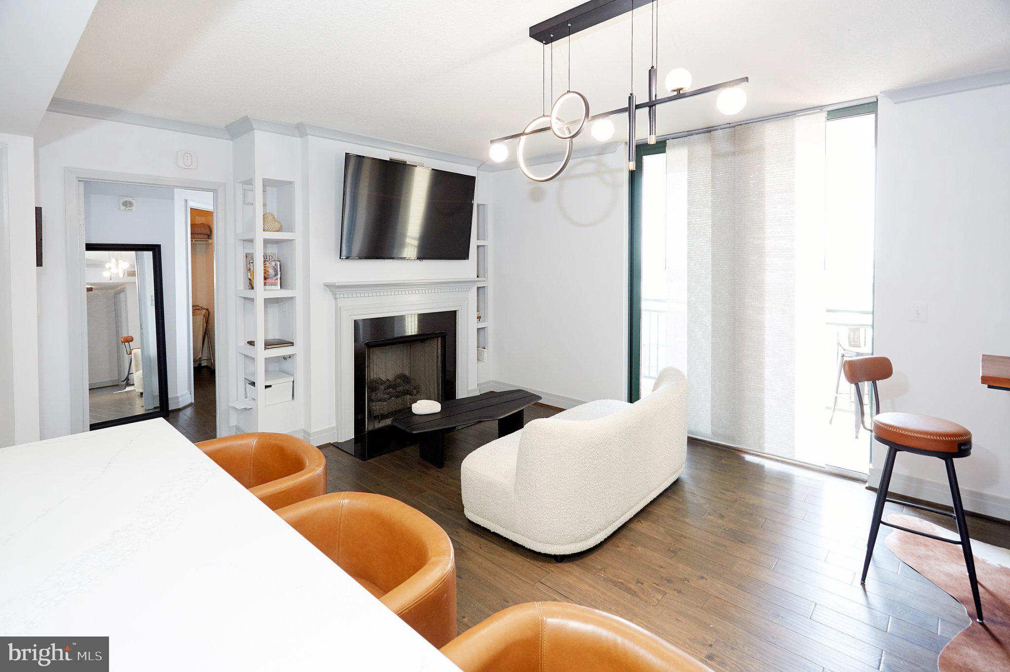 414 WATER STREET 2601