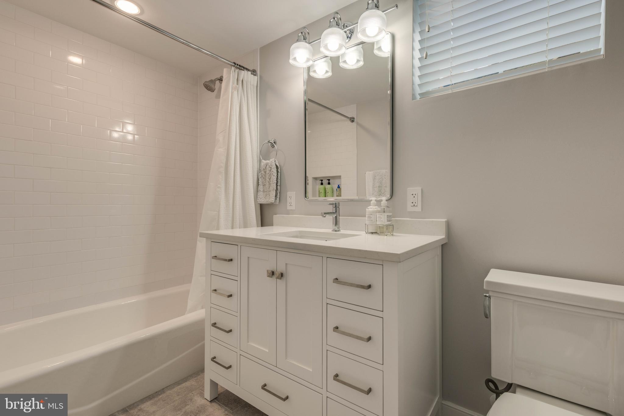 RODGERS FORGE - Residential