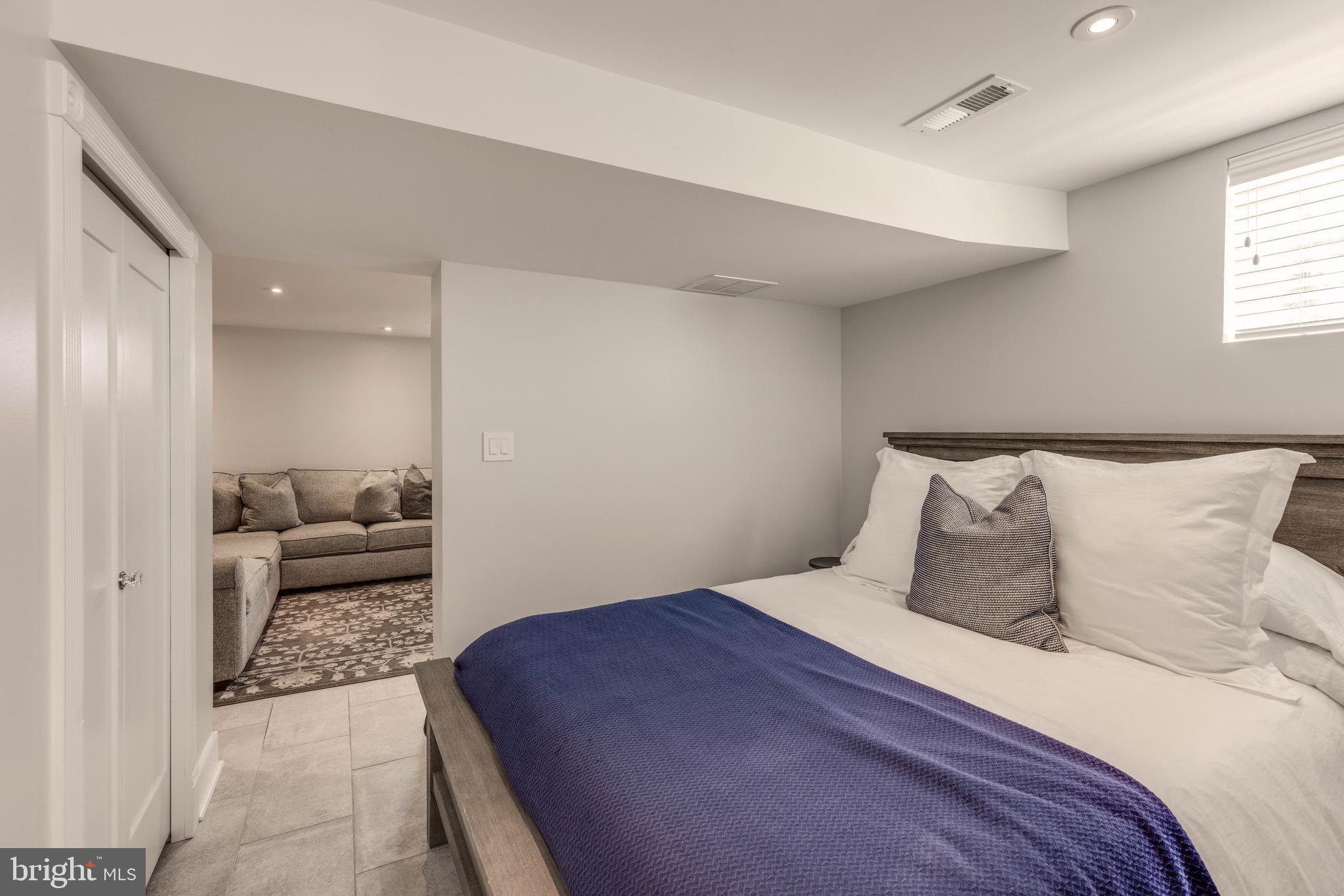 RODGERS FORGE - Residential