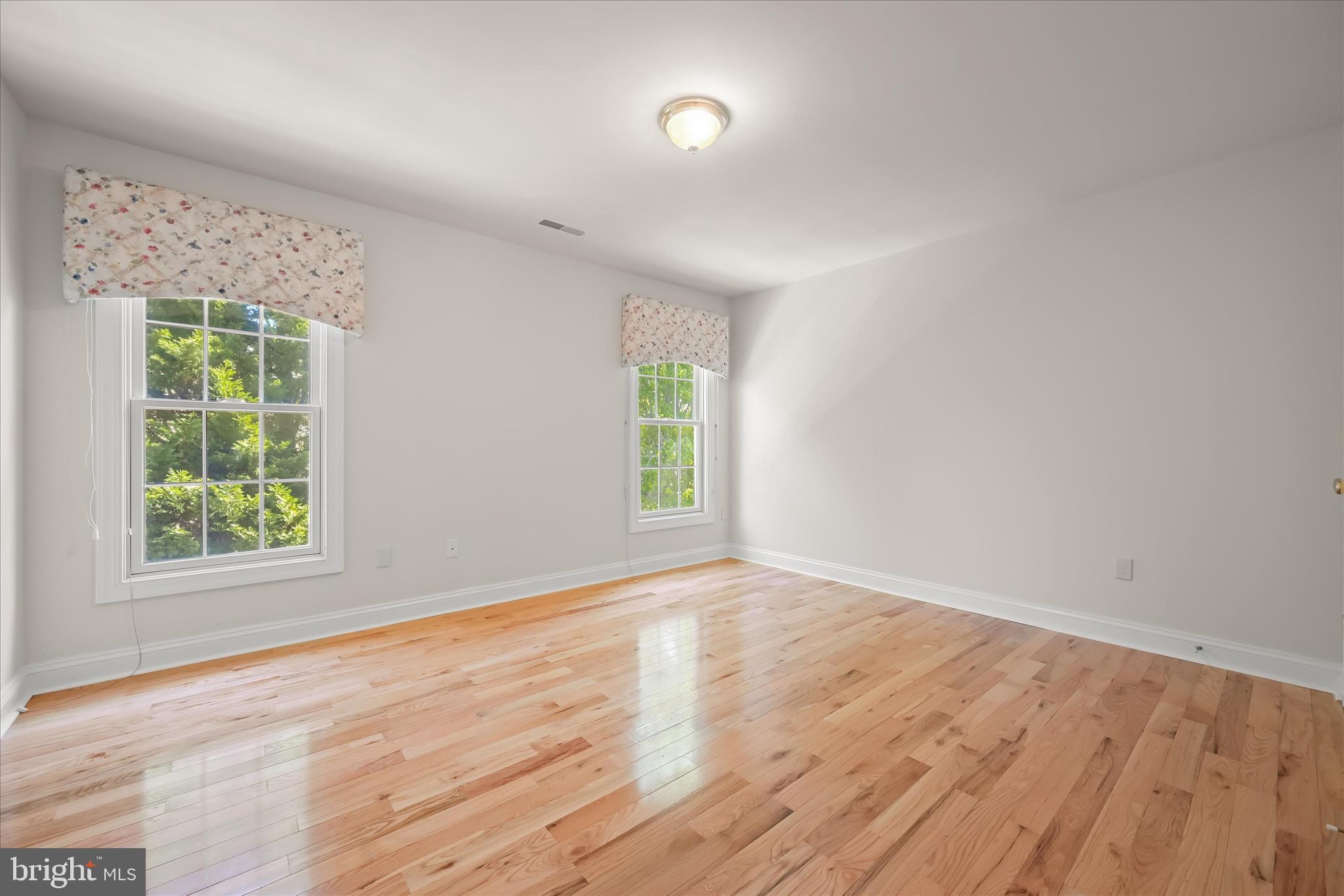 EMERSON - Residential