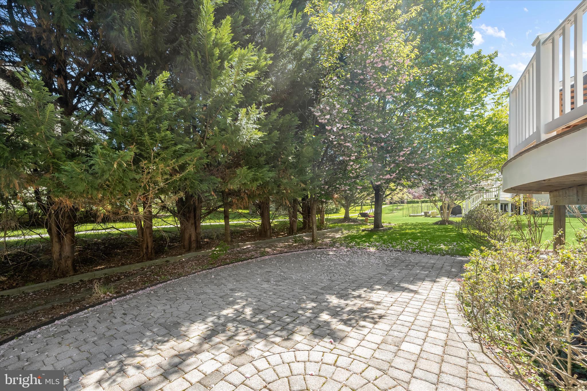 EMERSON - Residential