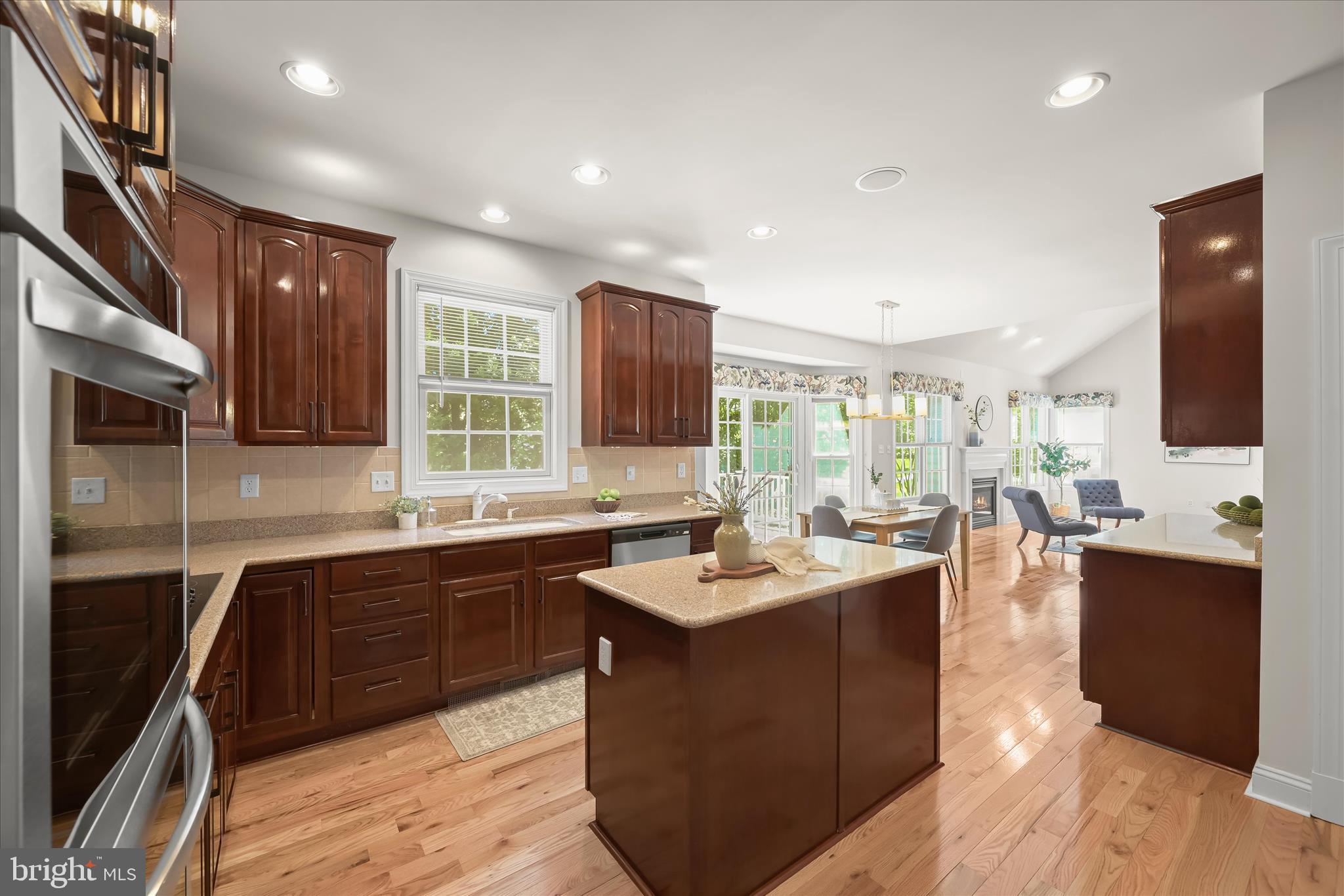 EMERSON - Residential