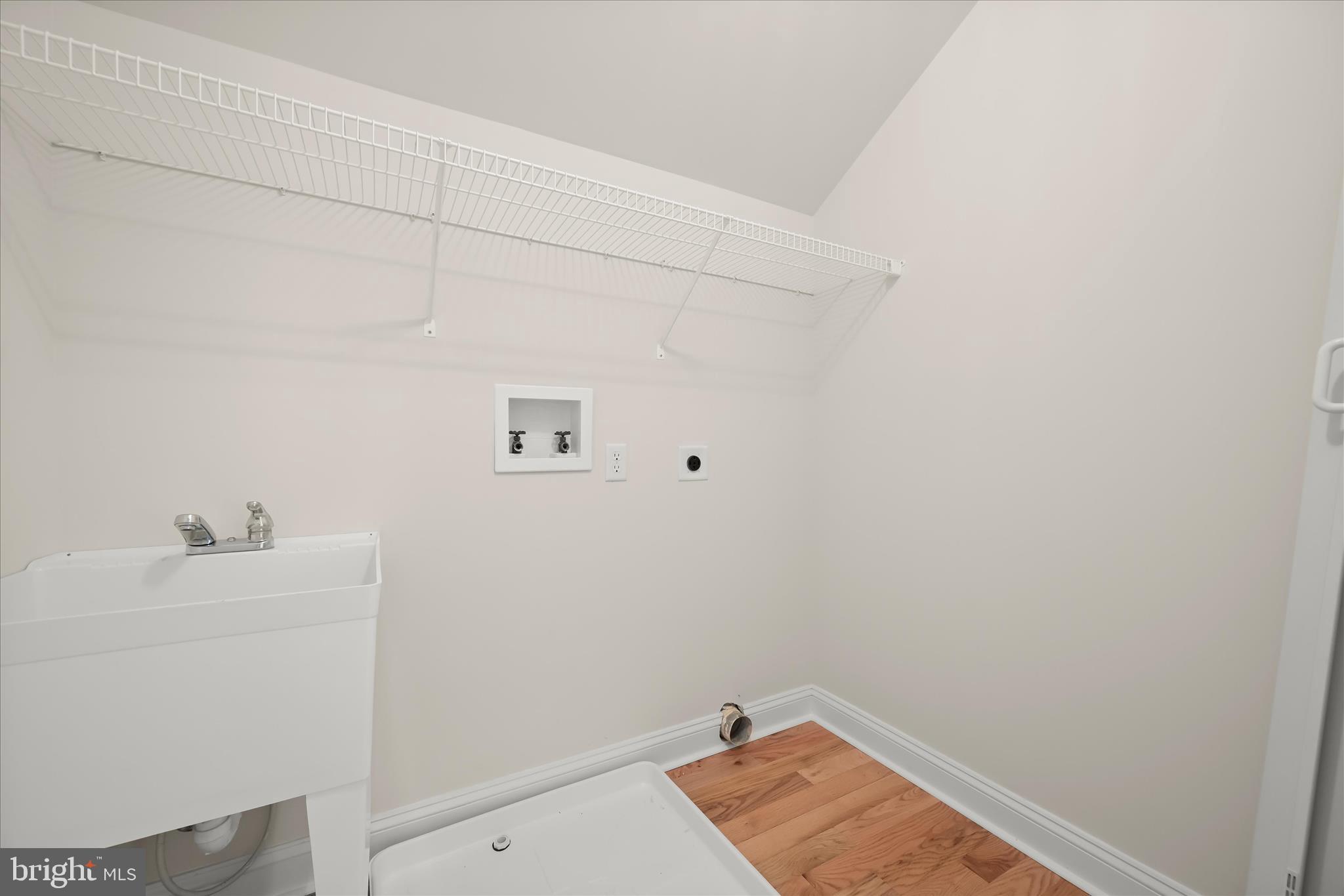 EMERSON - Residential