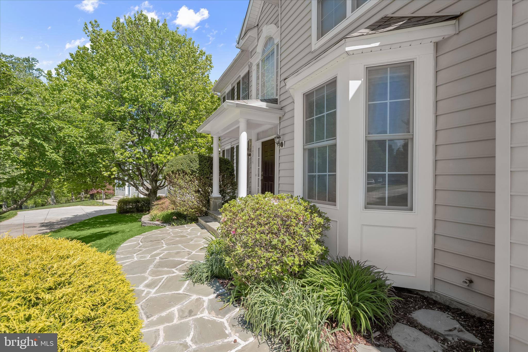 EMERSON - Residential