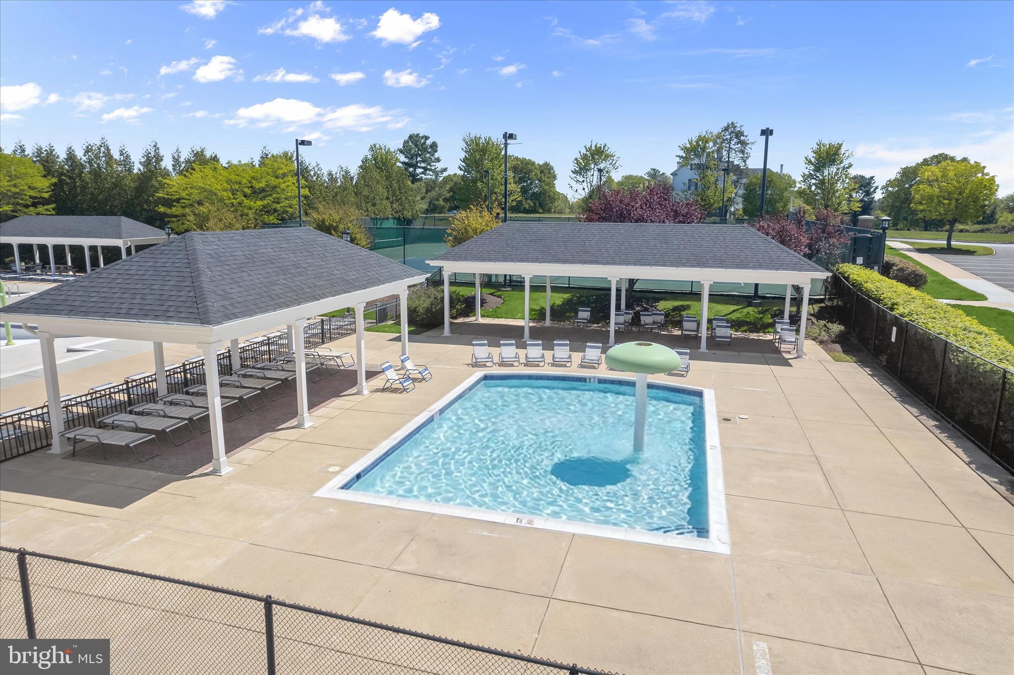 EMERSON - Residential