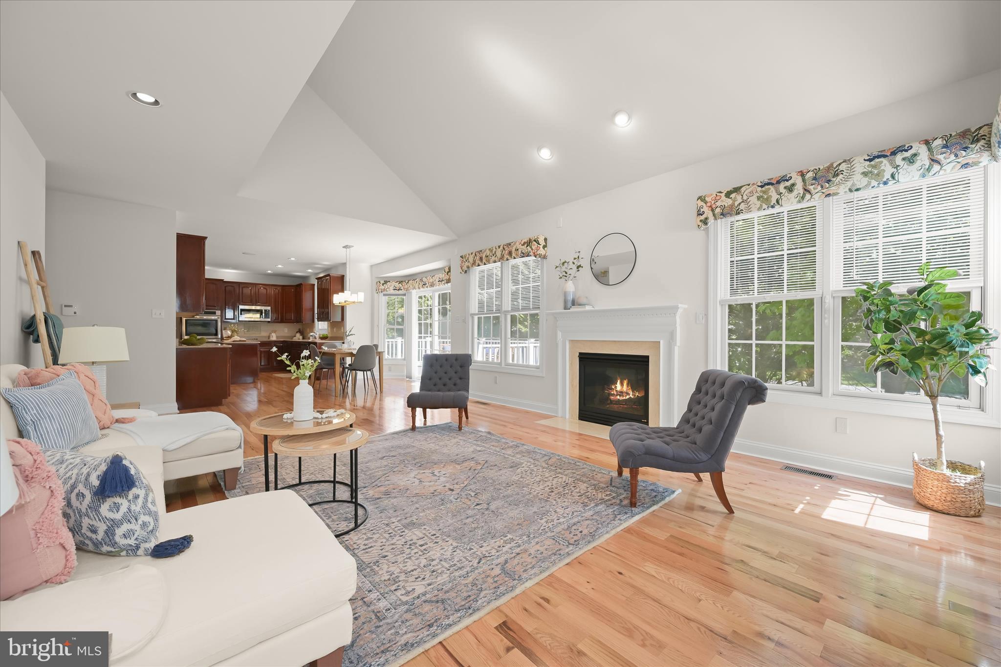 EMERSON - Residential