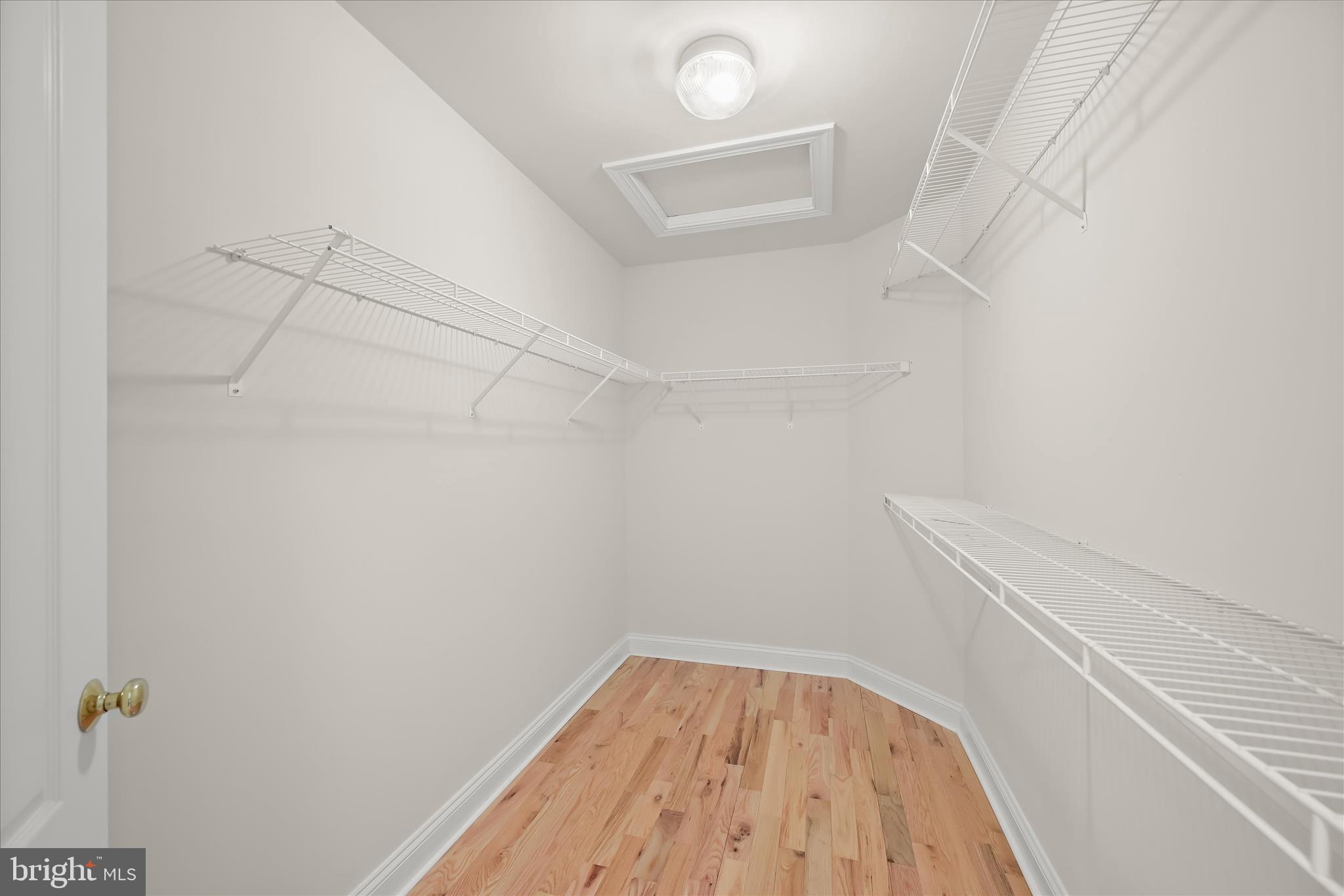 EMERSON - Residential