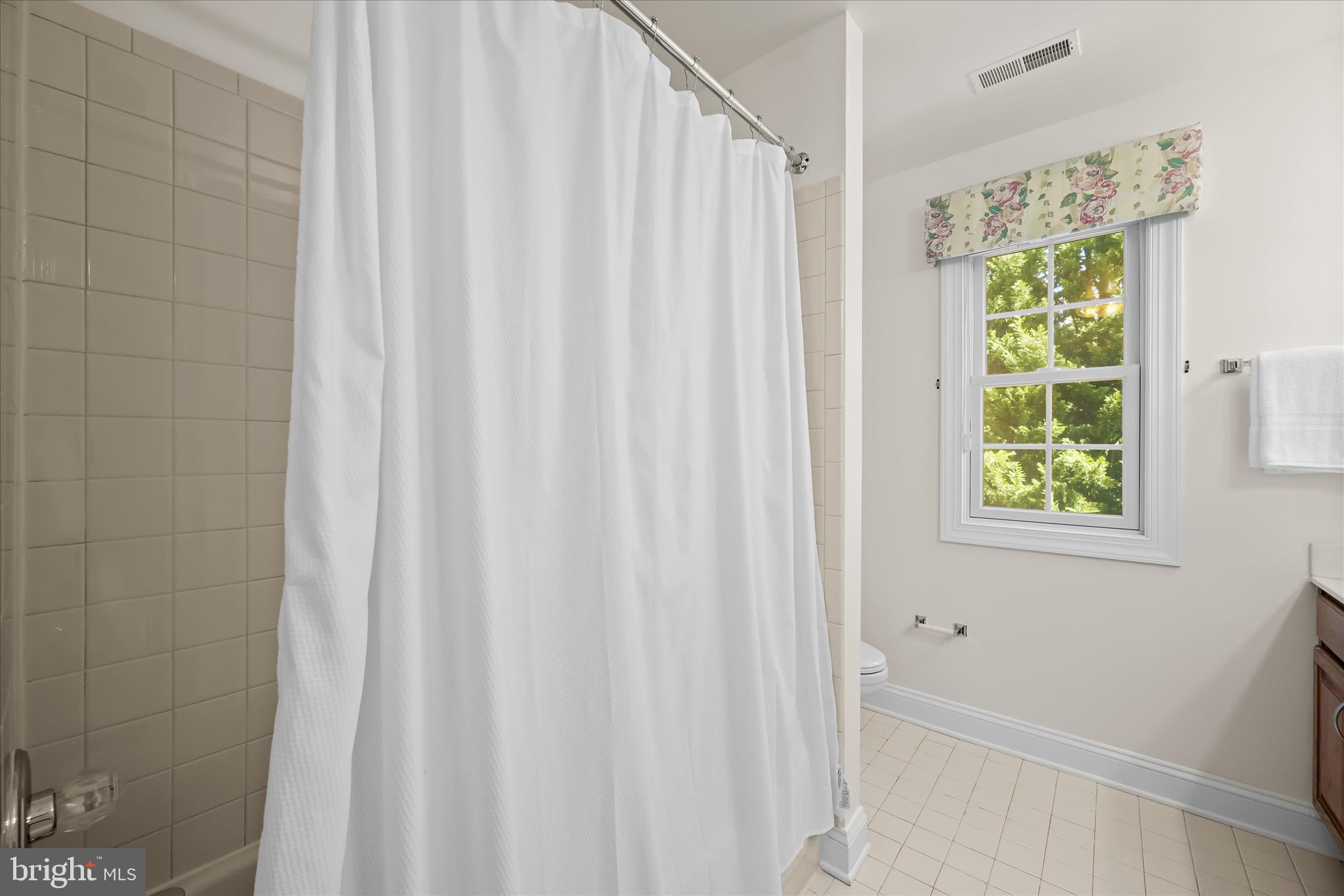 EMERSON - Residential