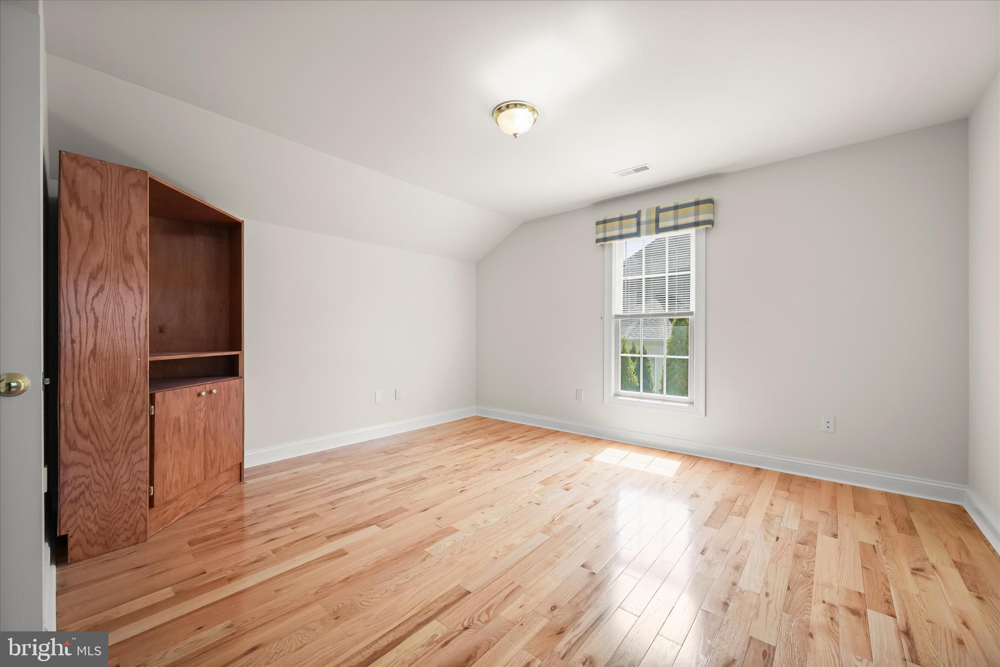 EMERSON - Residential