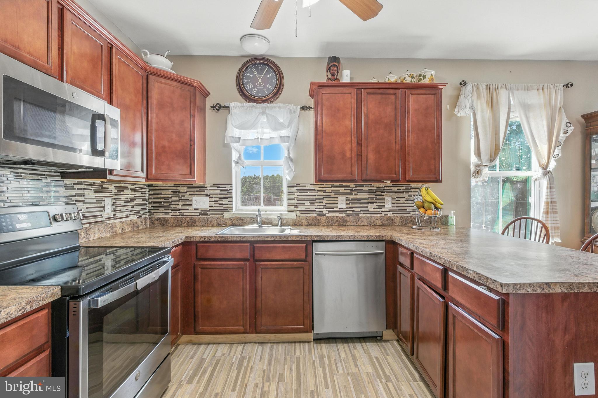 ARBOR HEIGHTS - Residential