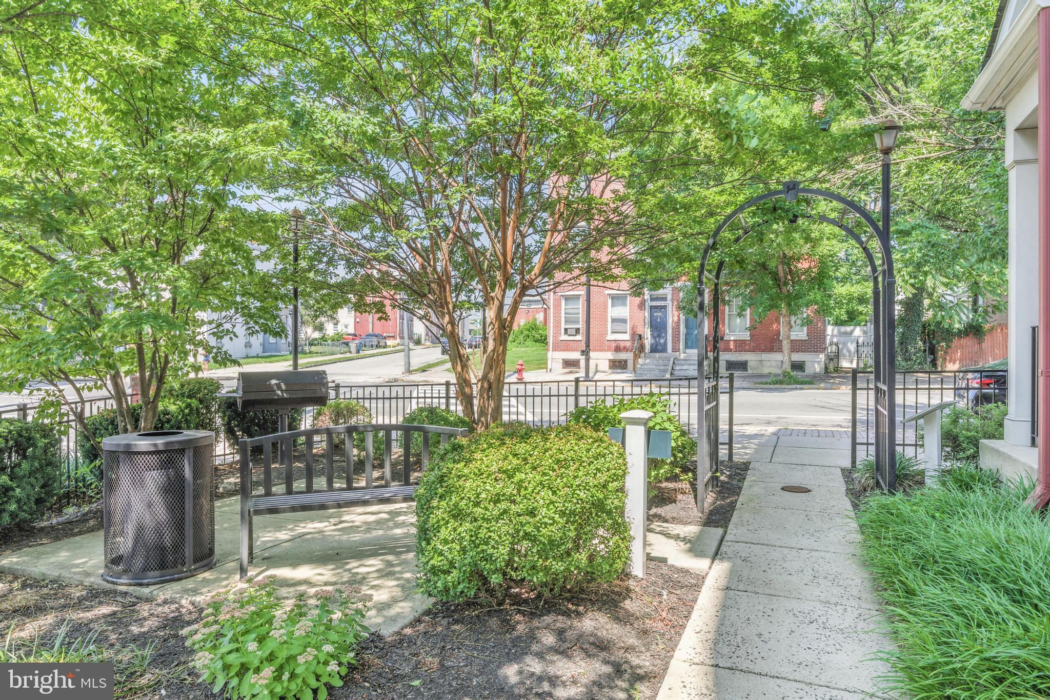 ARBOR HEIGHTS - Residential