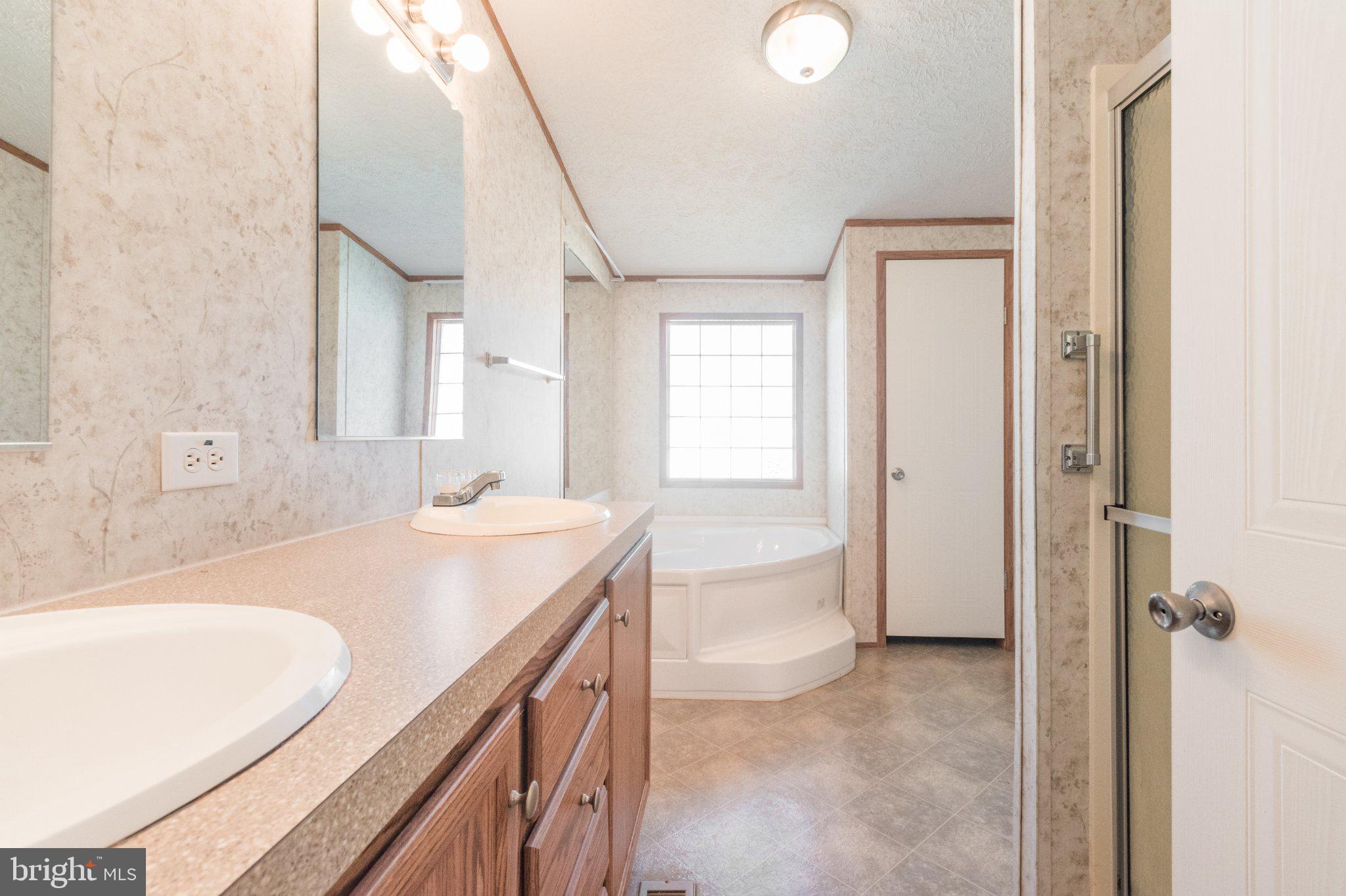 HARLAN SPRINGS - Residential