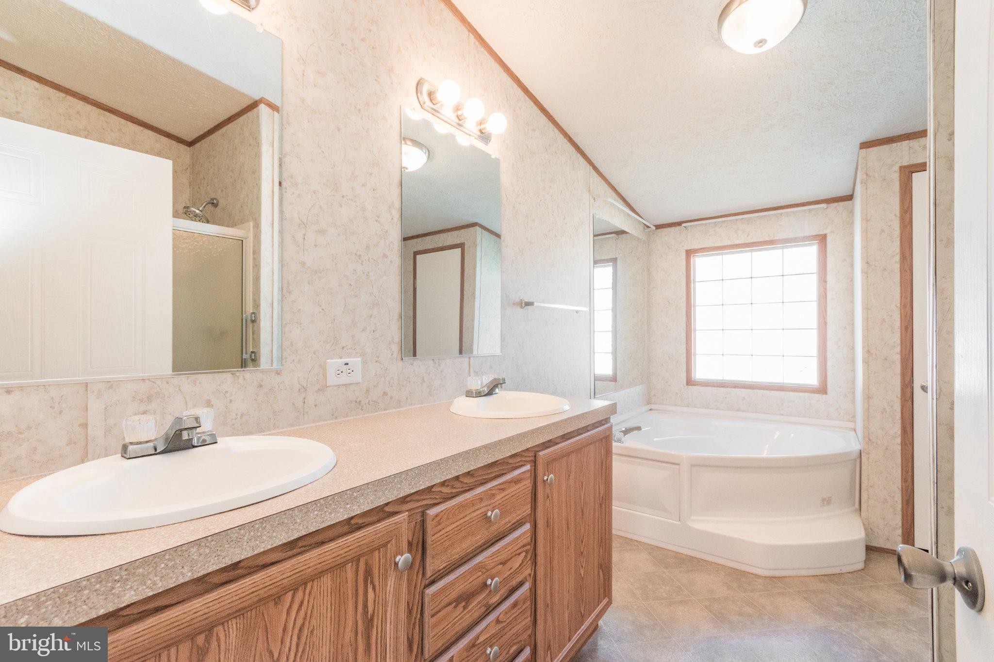 HARLAN SPRINGS - Residential