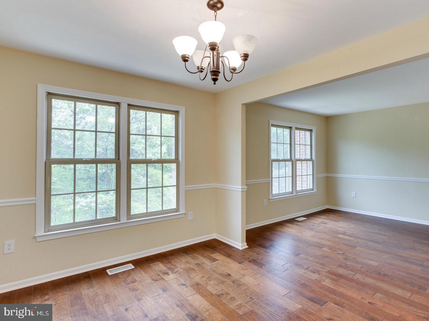 KINGS PARK WEST - Residential Lease