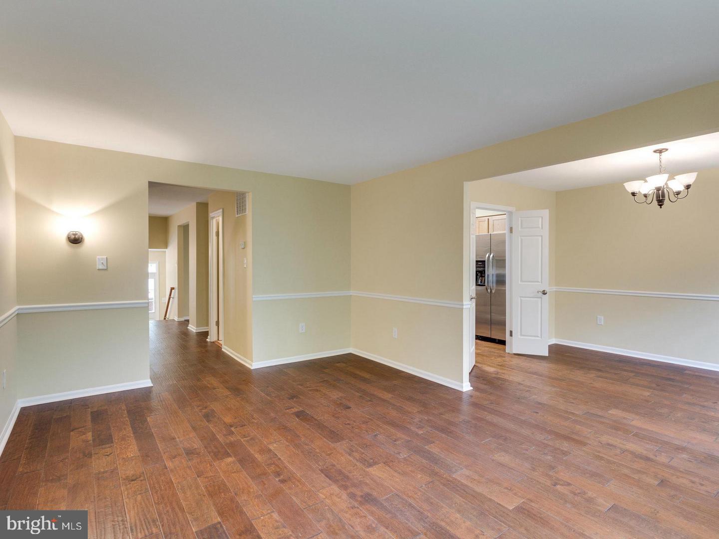 KINGS PARK WEST - Residential Lease