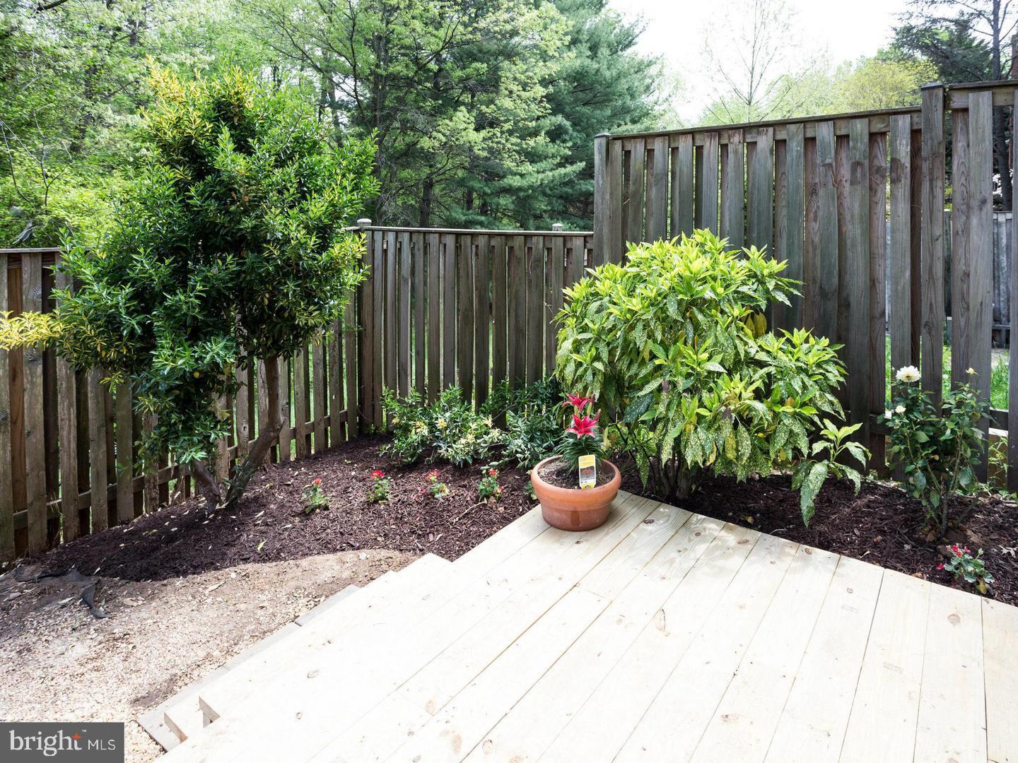 KINGS PARK WEST - Residential Lease