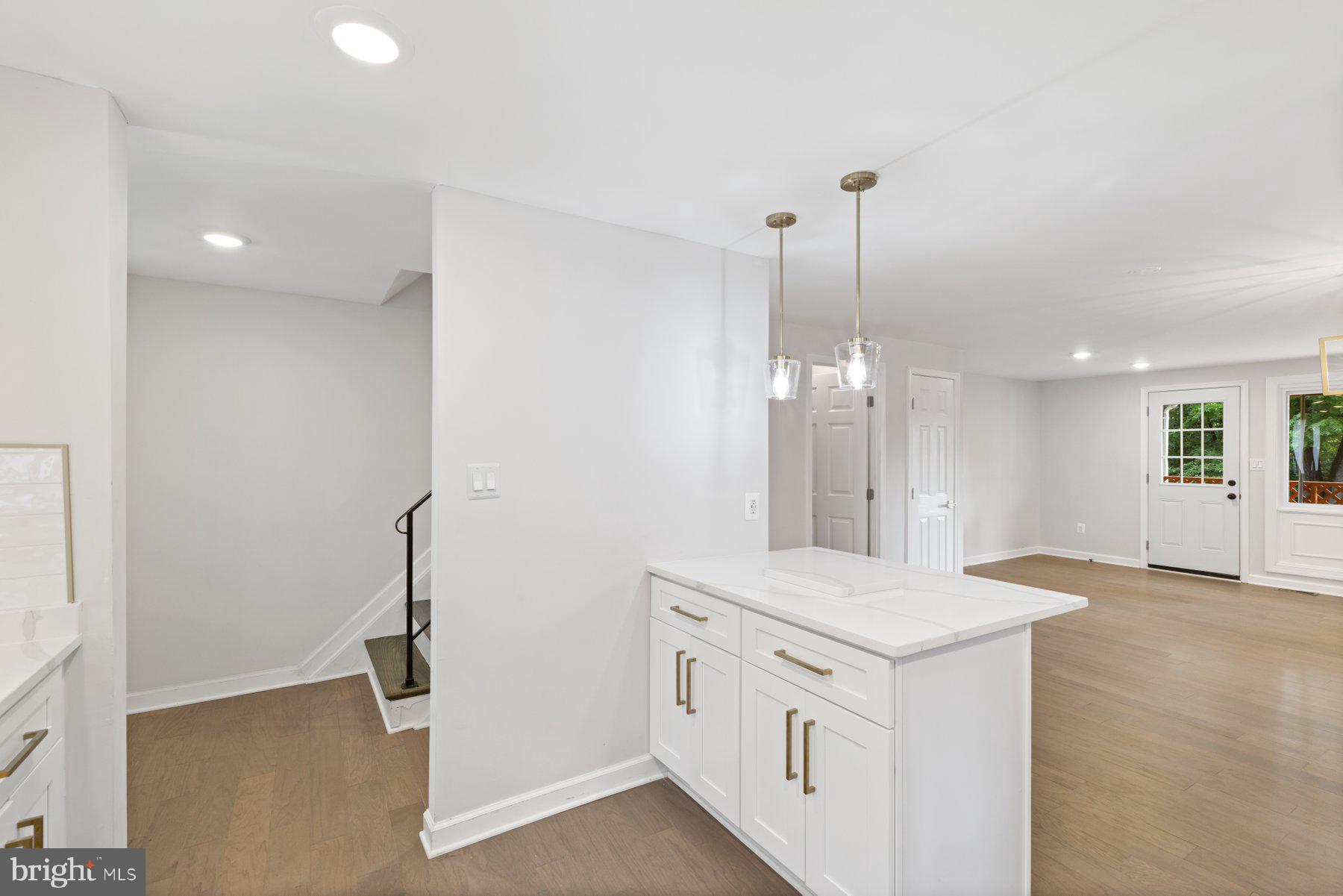 INGLESIDE PARK - Residential