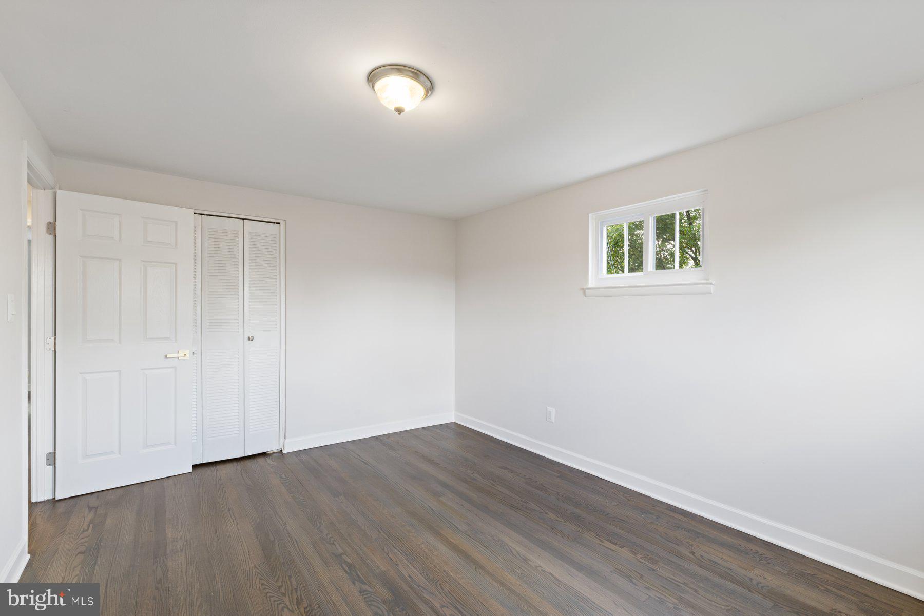 INGLESIDE PARK - Residential