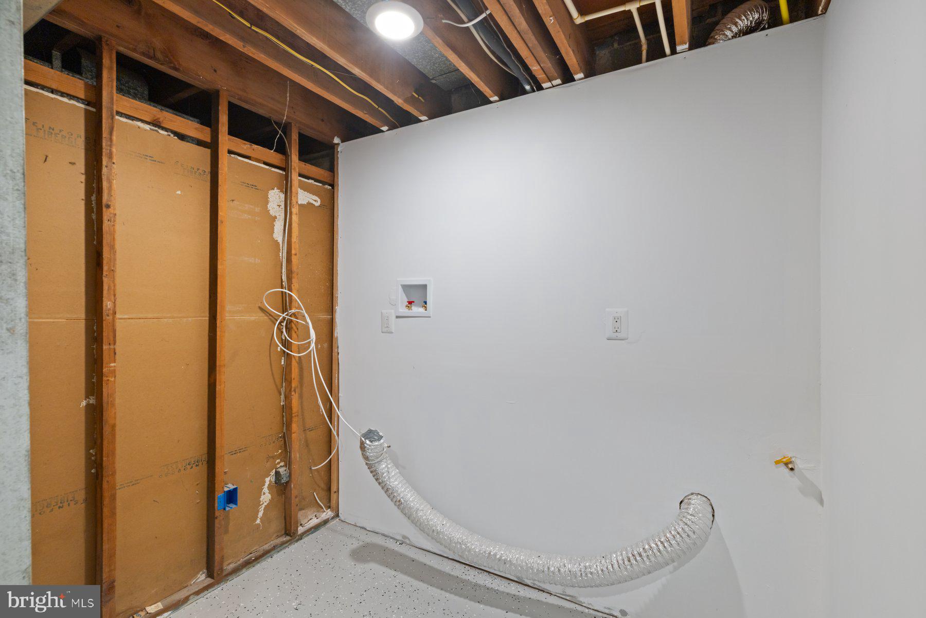 INGLESIDE PARK - Residential