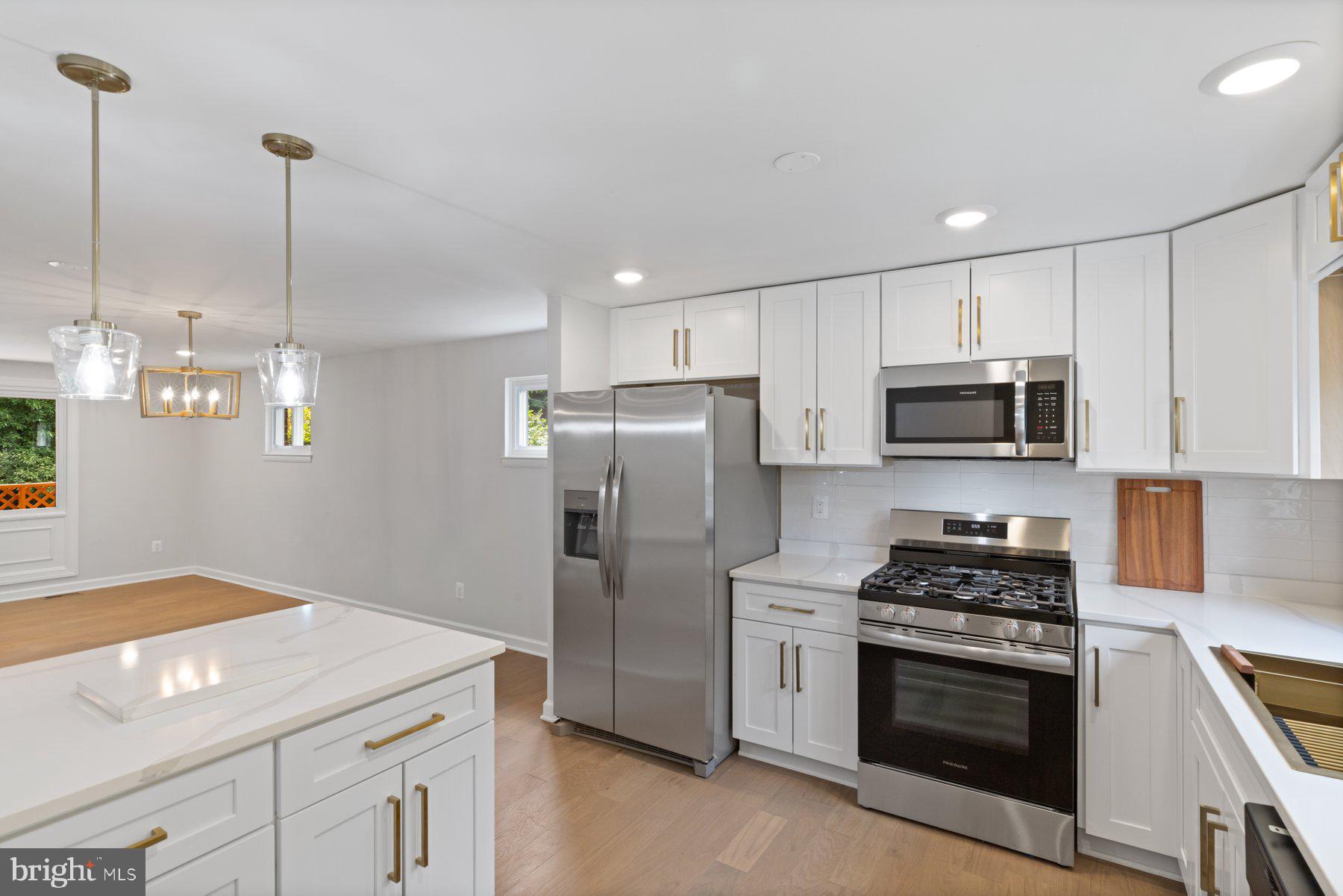 INGLESIDE PARK - Residential