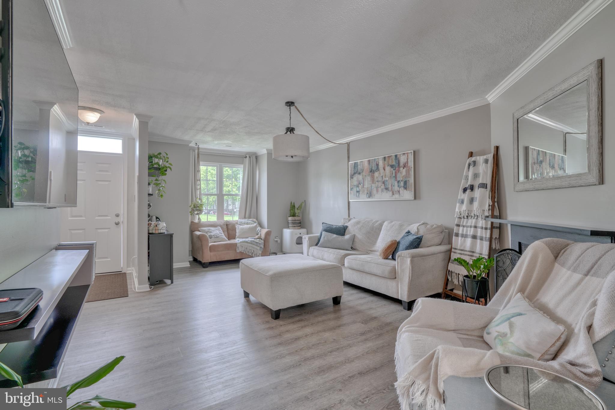 CONSTANT BRANCH - Residential