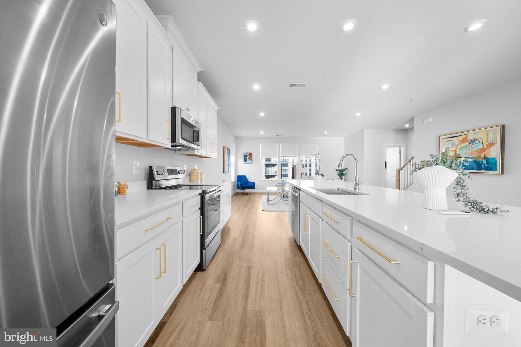 ASHBURN STATION - Residential