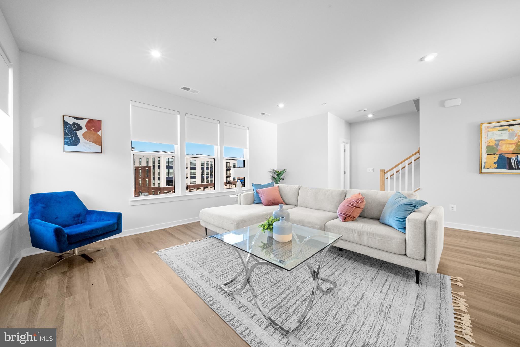 ASHBURN STATION - Residential