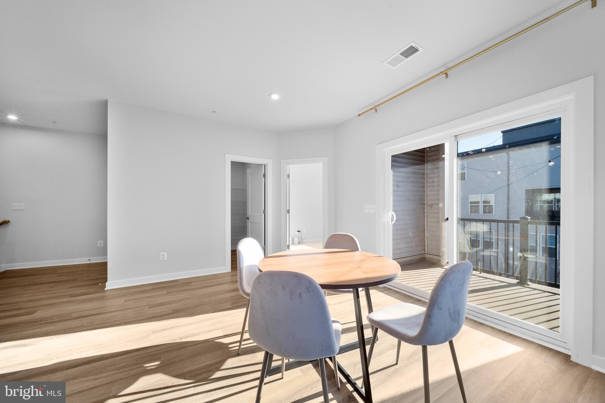 ASHBURN STATION - Residential