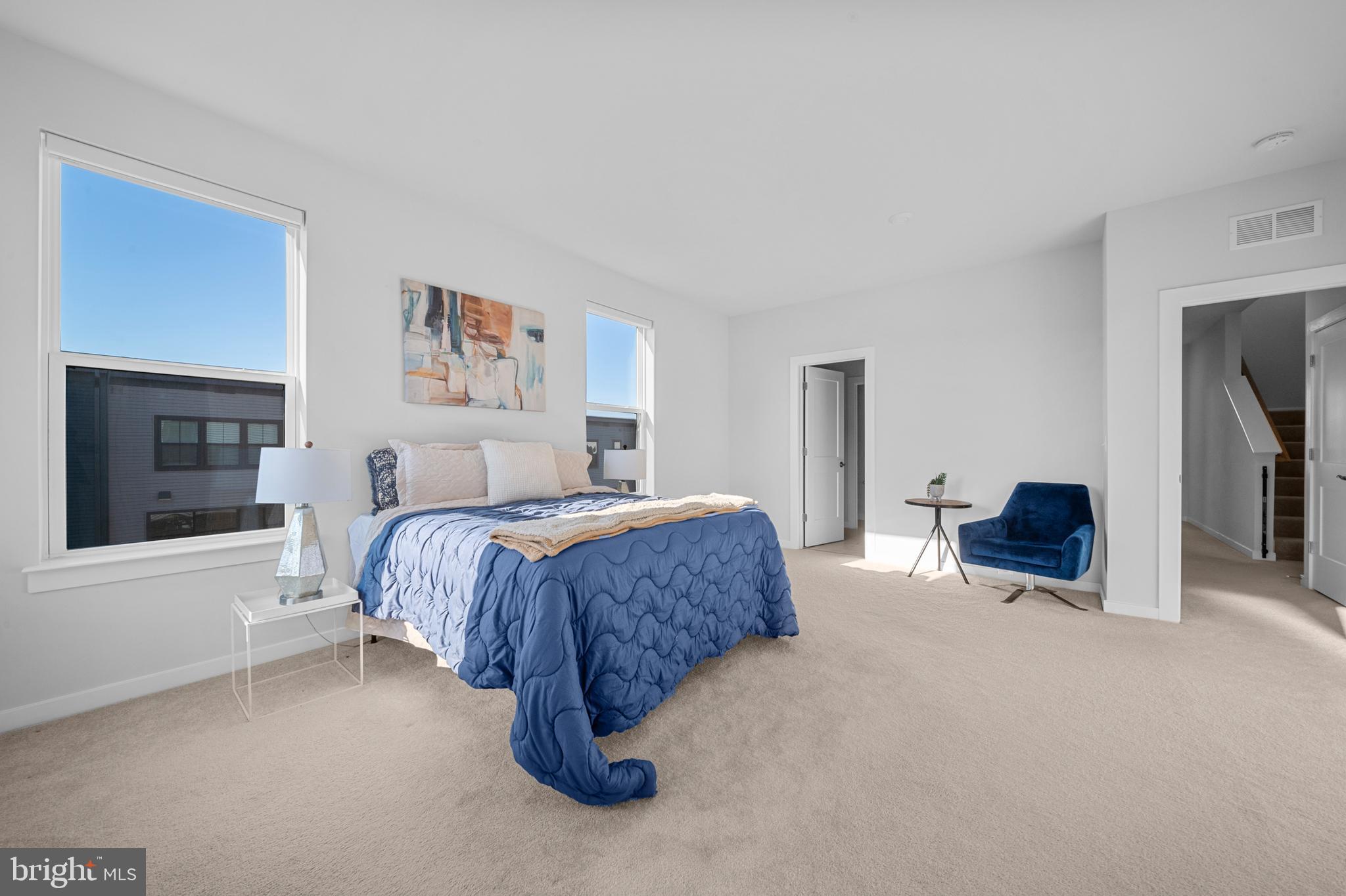 ASHBURN STATION - Residential