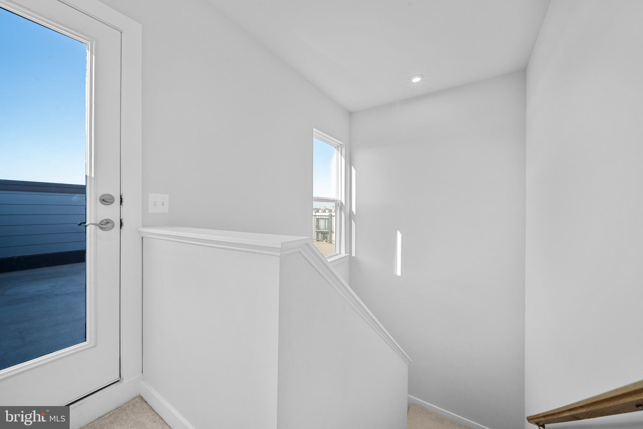 ASHBURN STATION - Residential