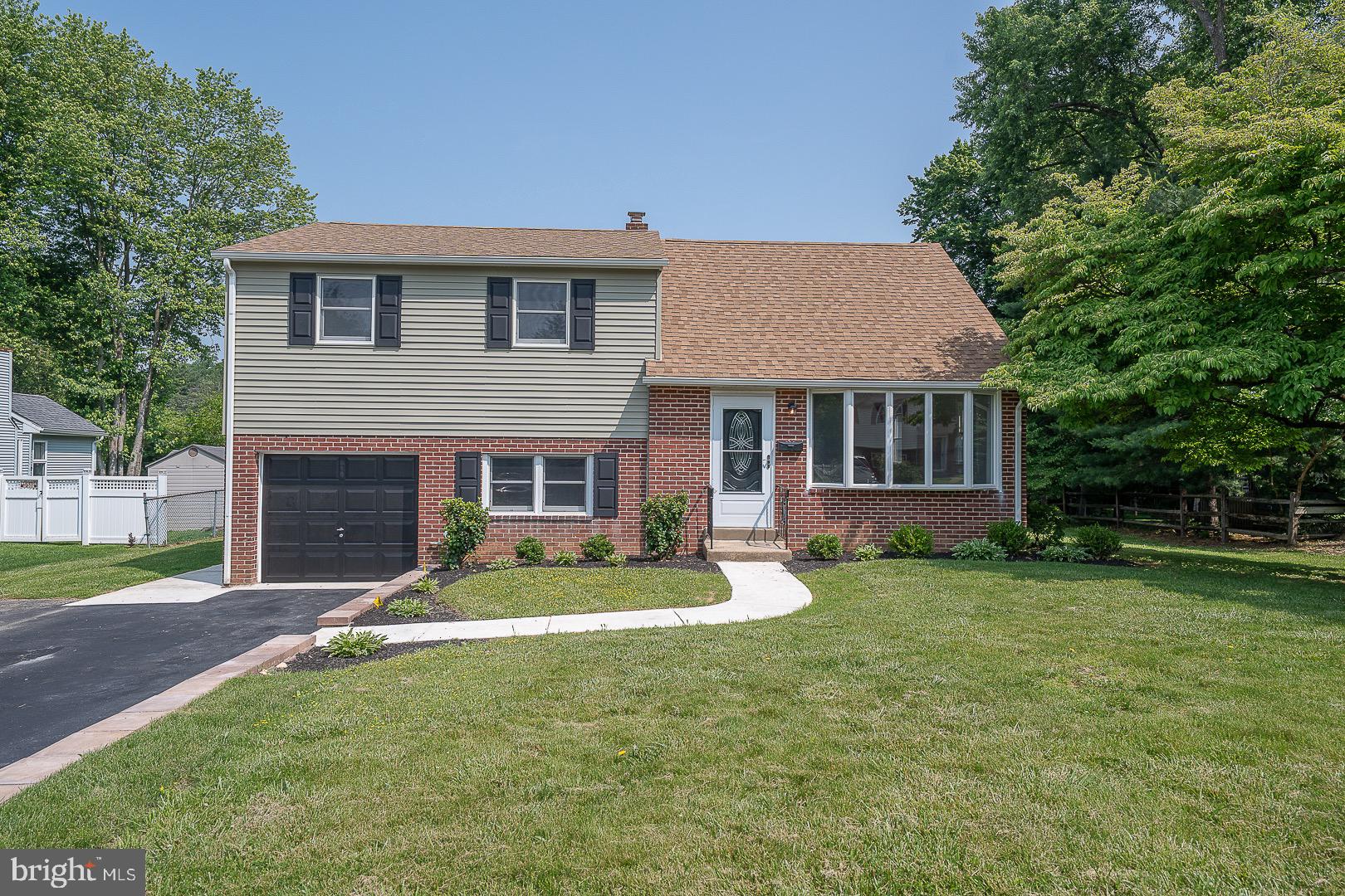 FLOURTOWN - Residential