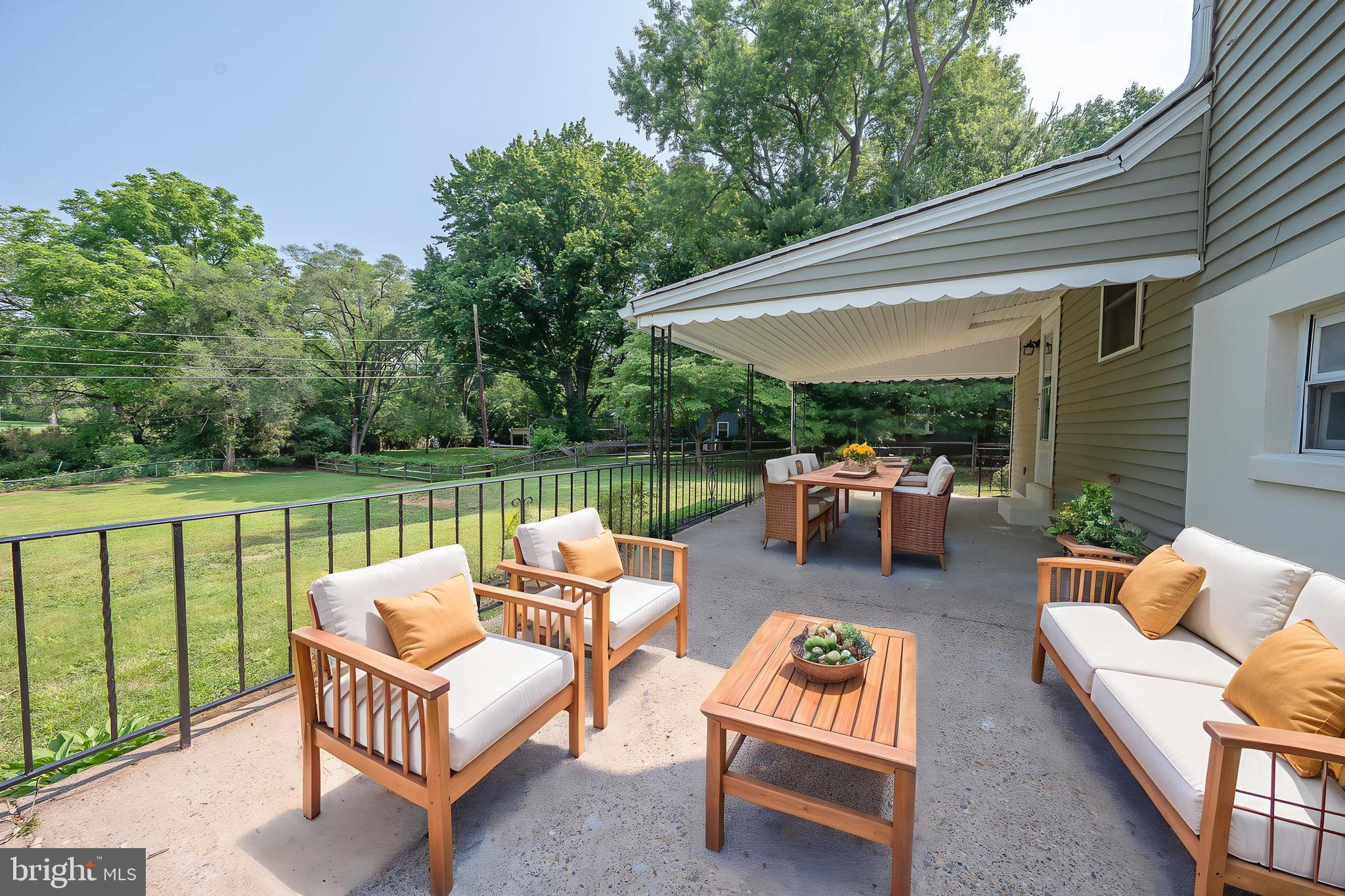 FLOURTOWN - Residential