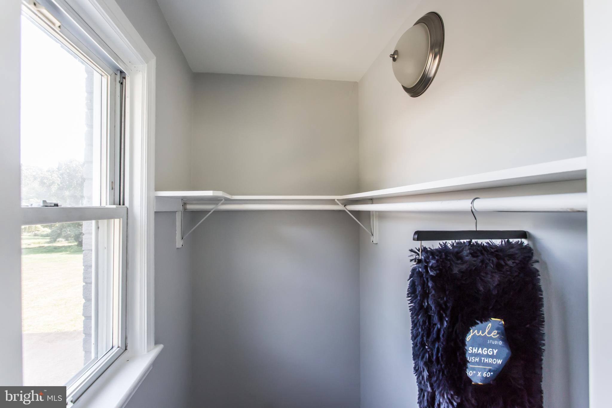 BROADVIEW - Residential