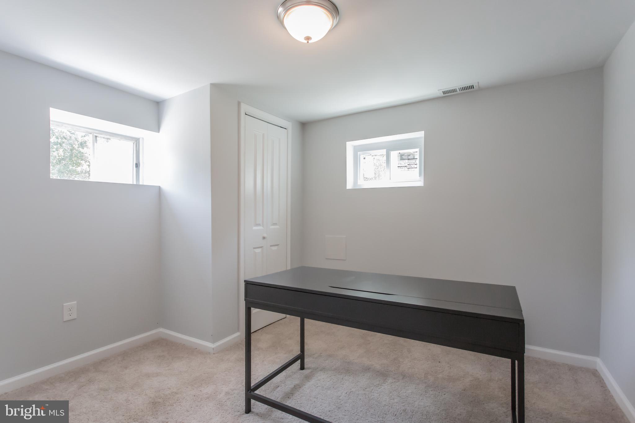 BROADVIEW - Residential