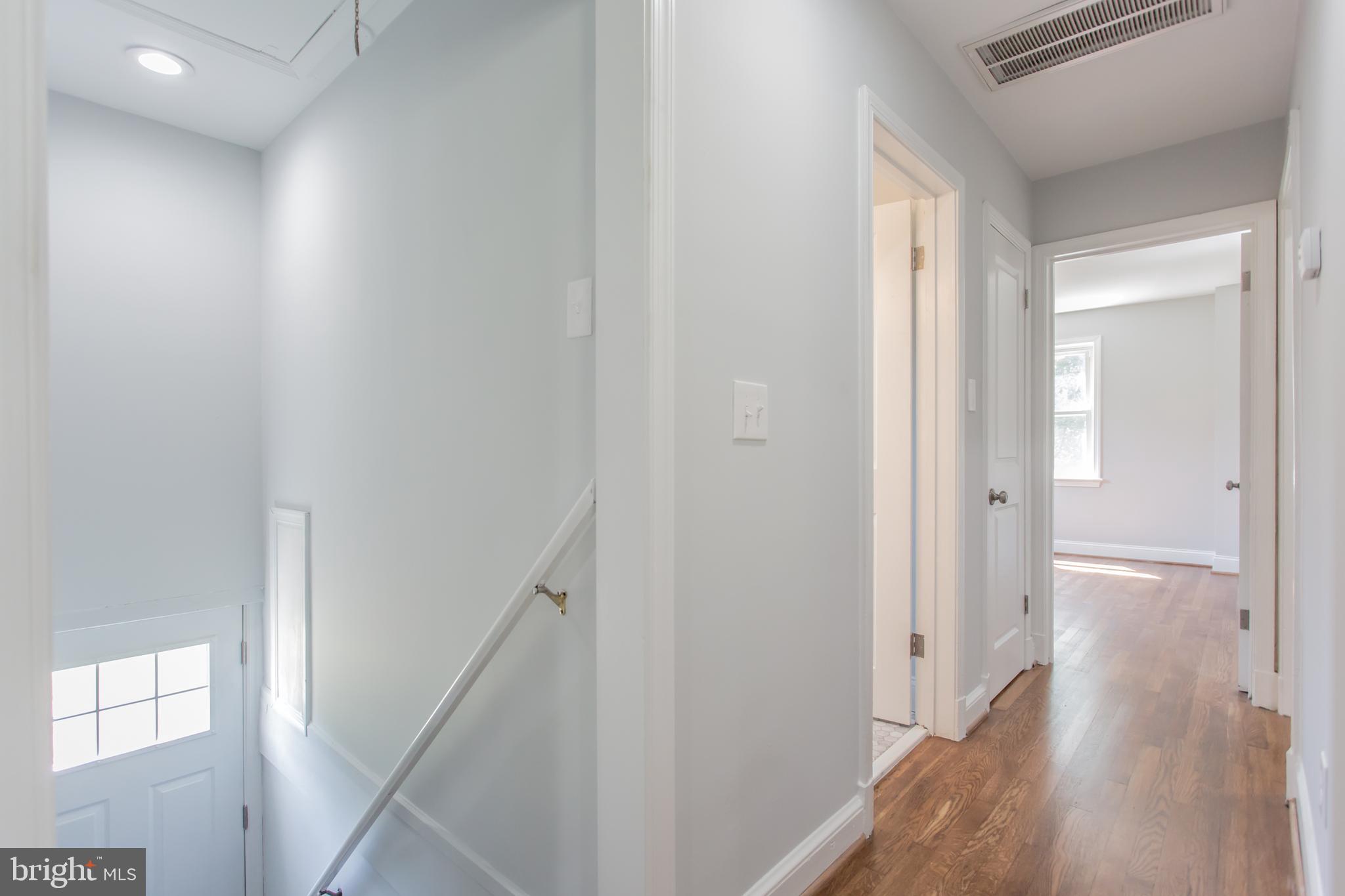 BROADVIEW - Residential