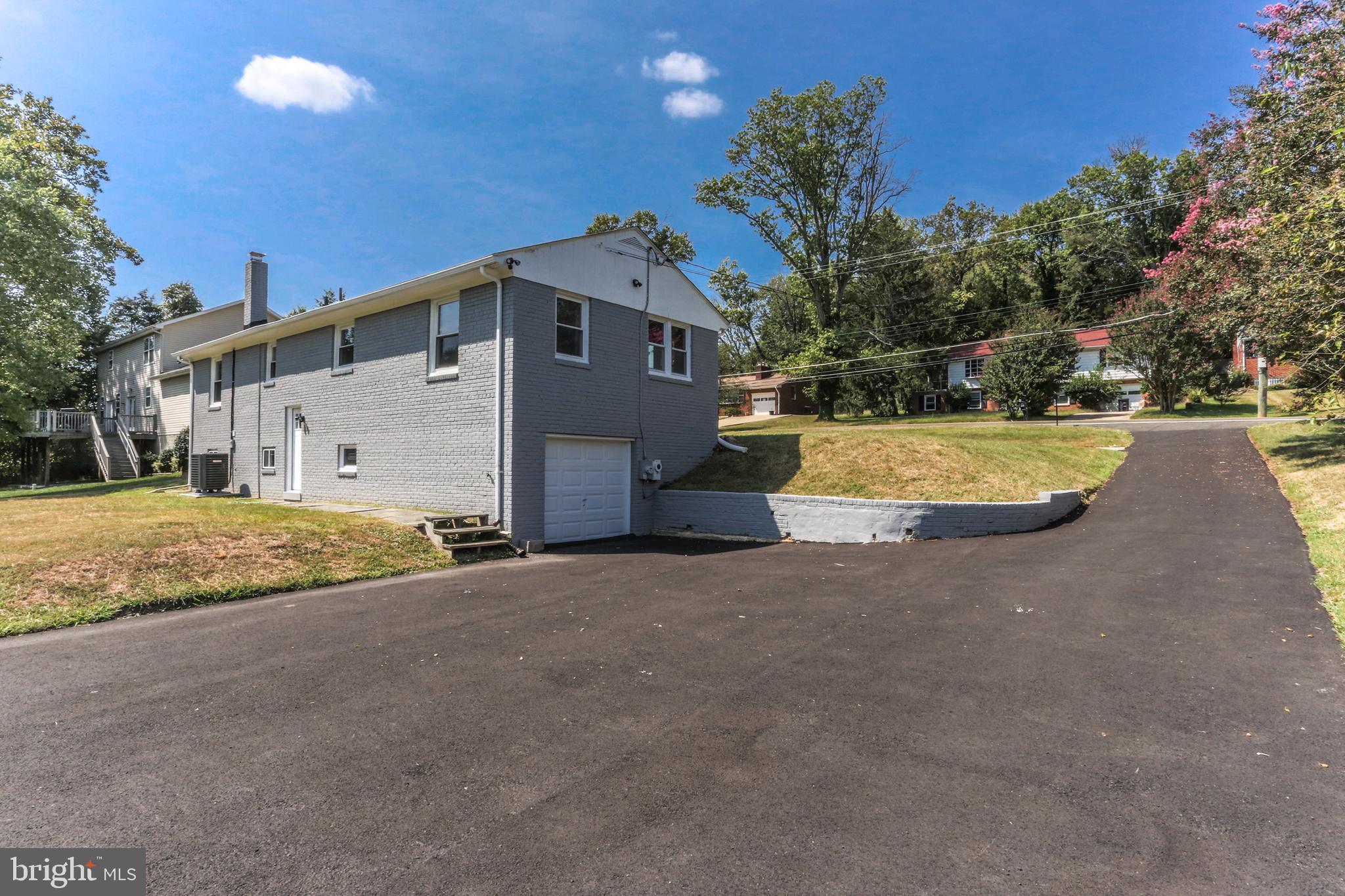 BROADVIEW - Residential