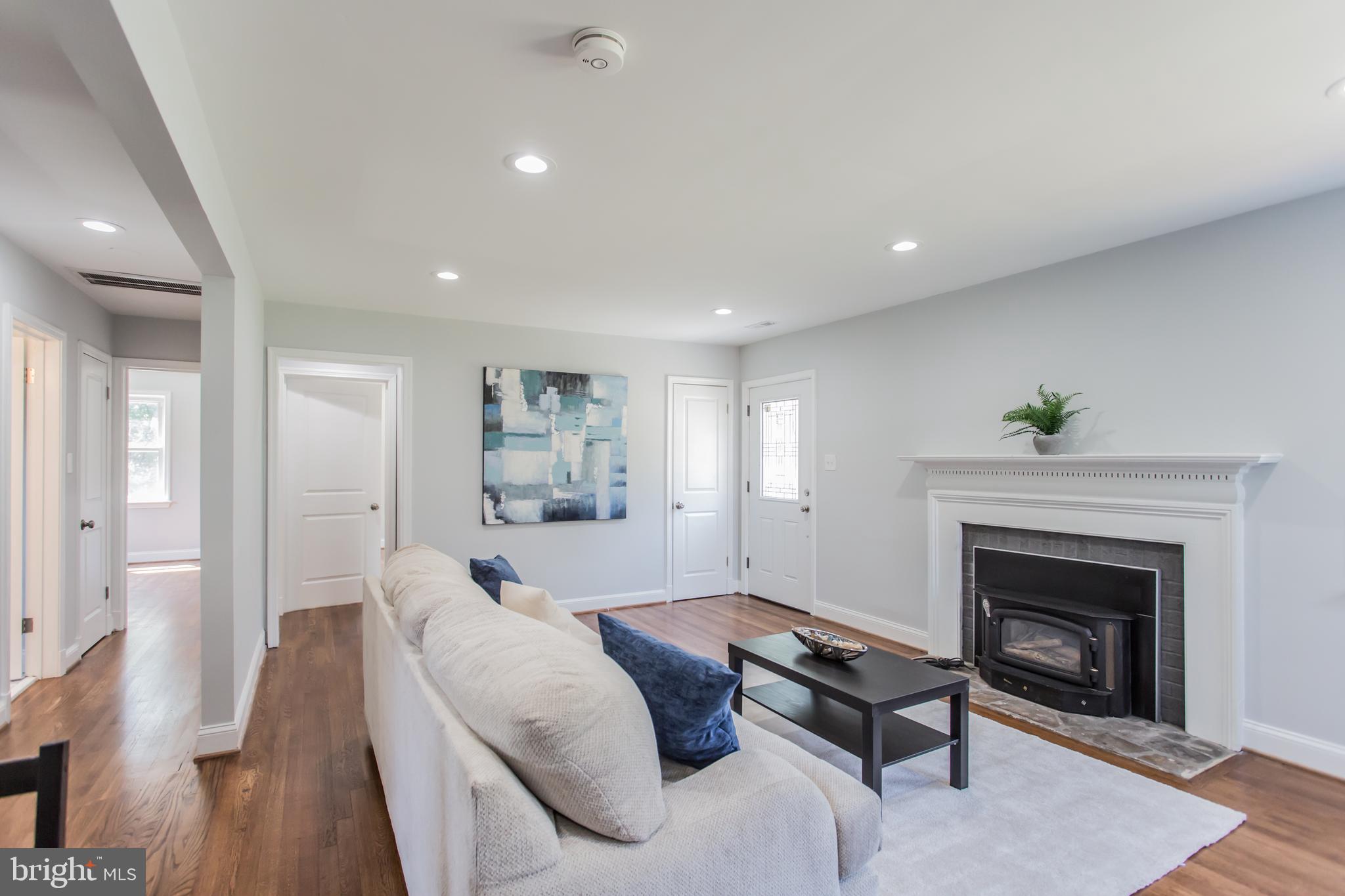 BROADVIEW - Residential