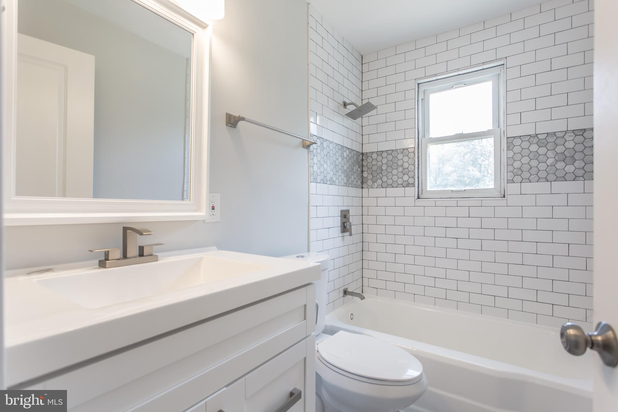 BROADVIEW - Residential